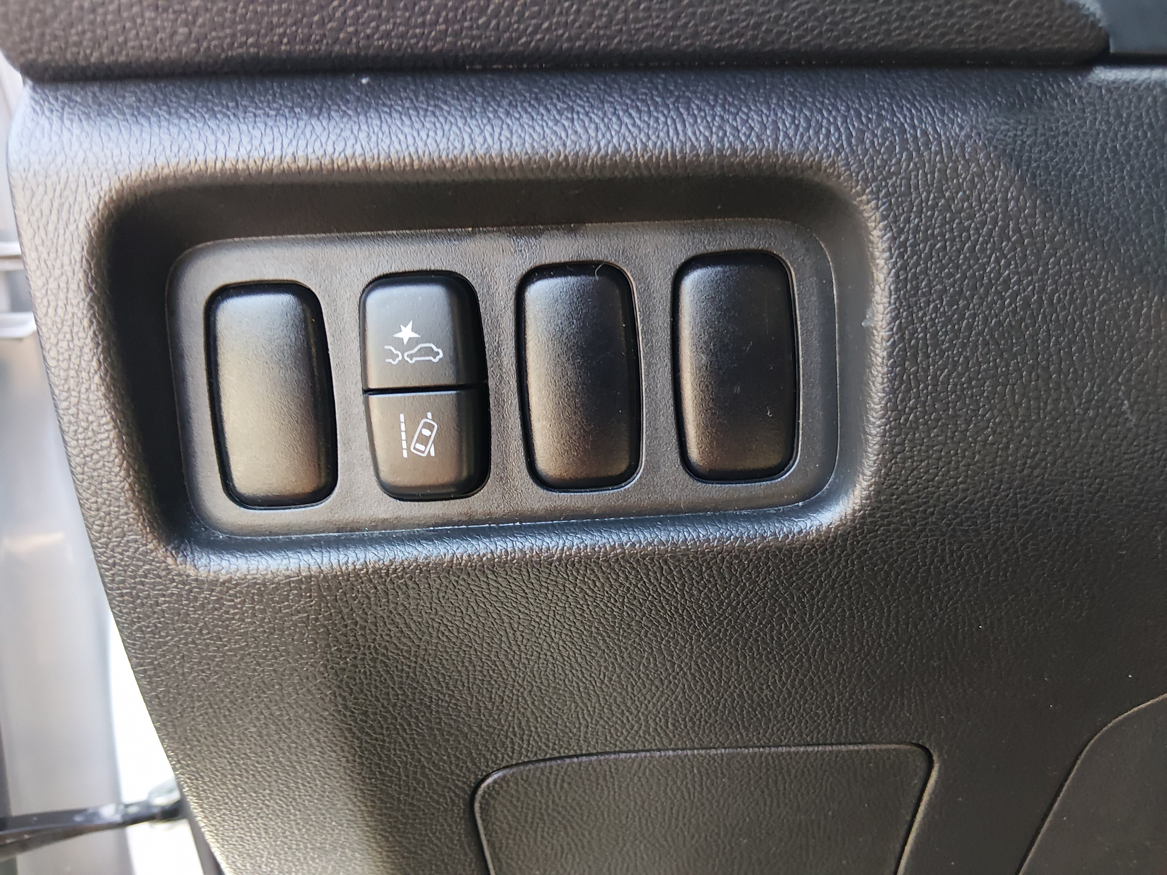 2024 Mitsubishi Outlander Sport ES - Photo 13