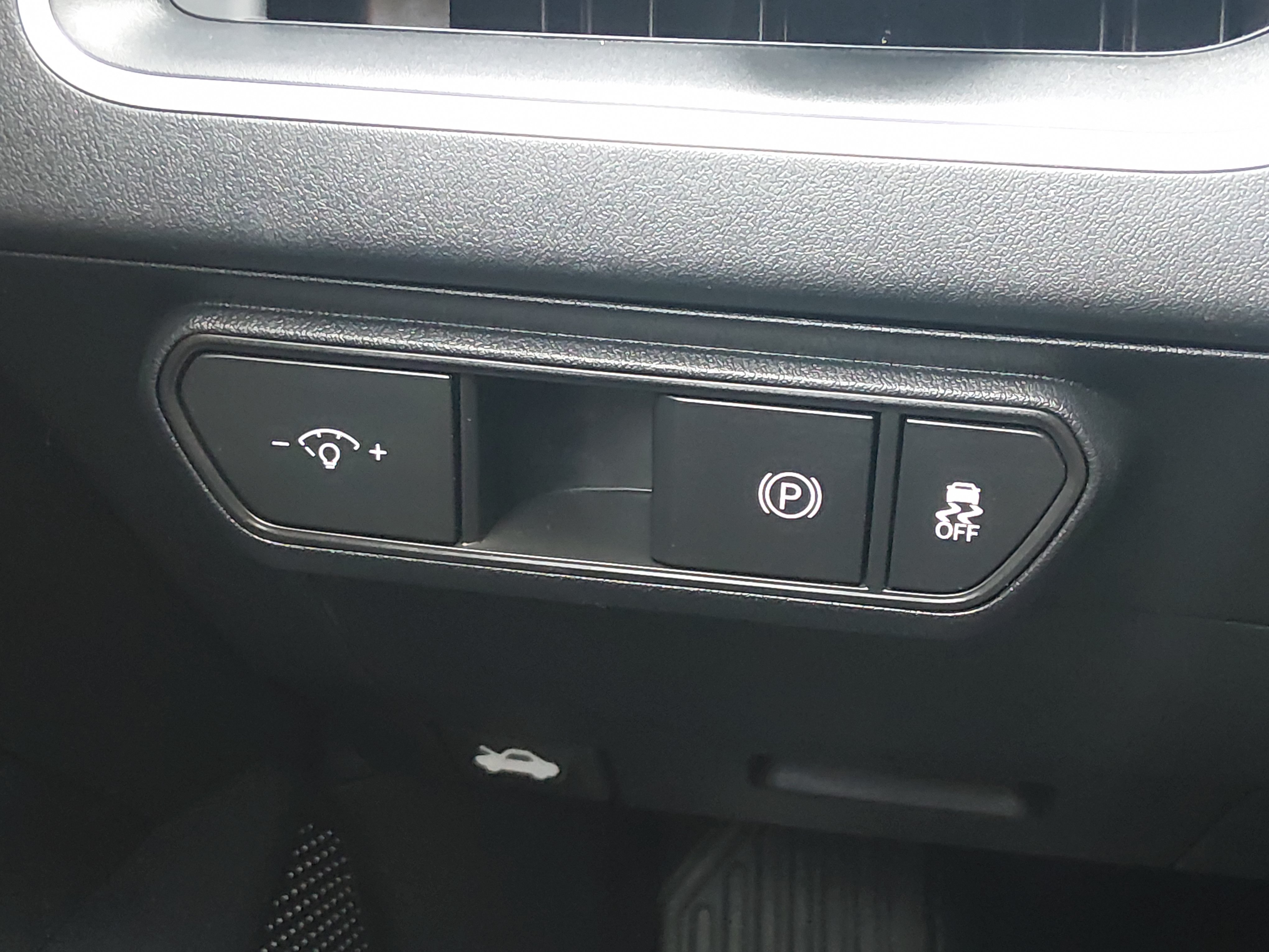 2025 Kia K4 LXS - Photo 13