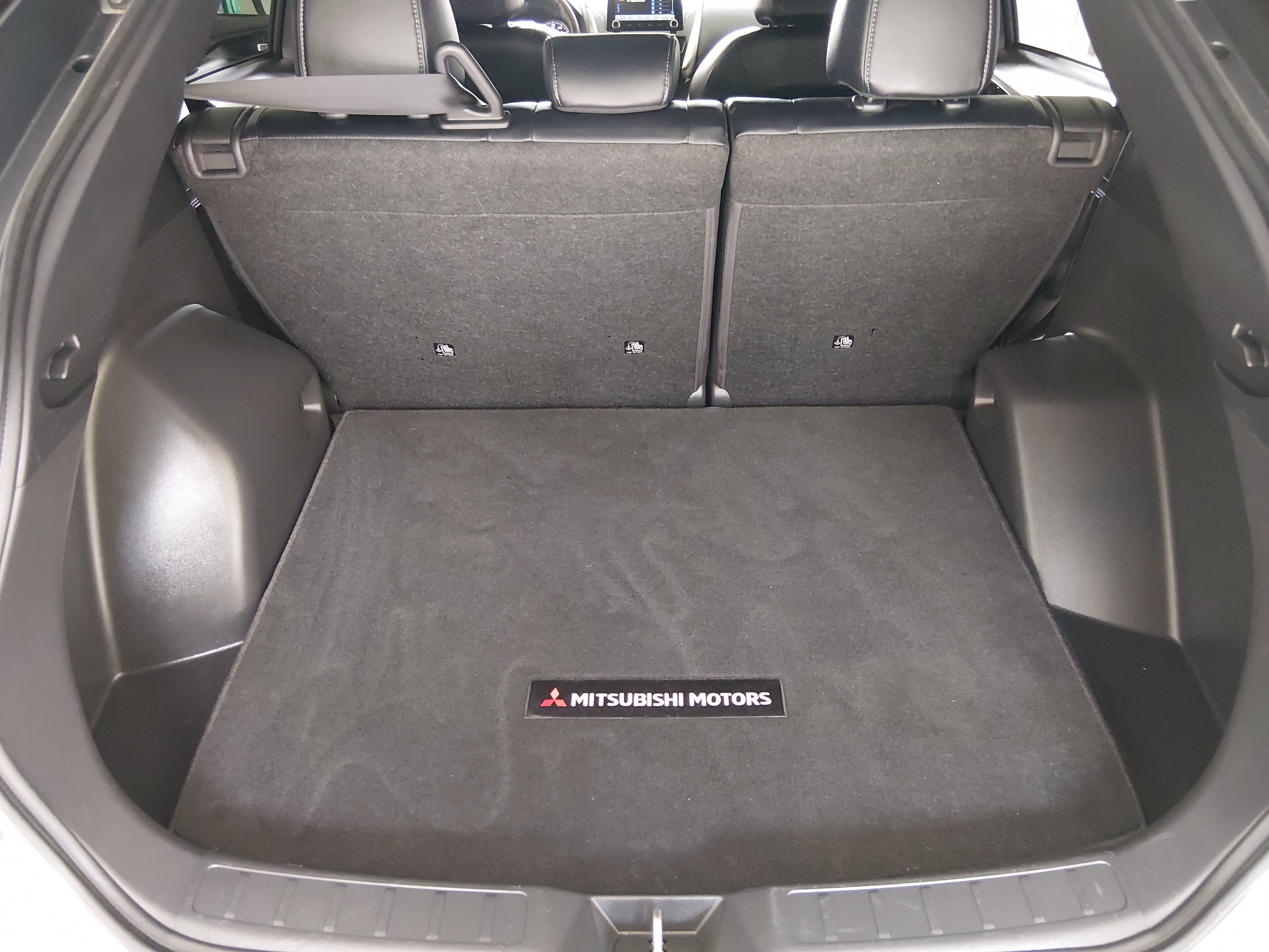 2025 Mitsubishi Eclipse Cross SEL - Photo 11