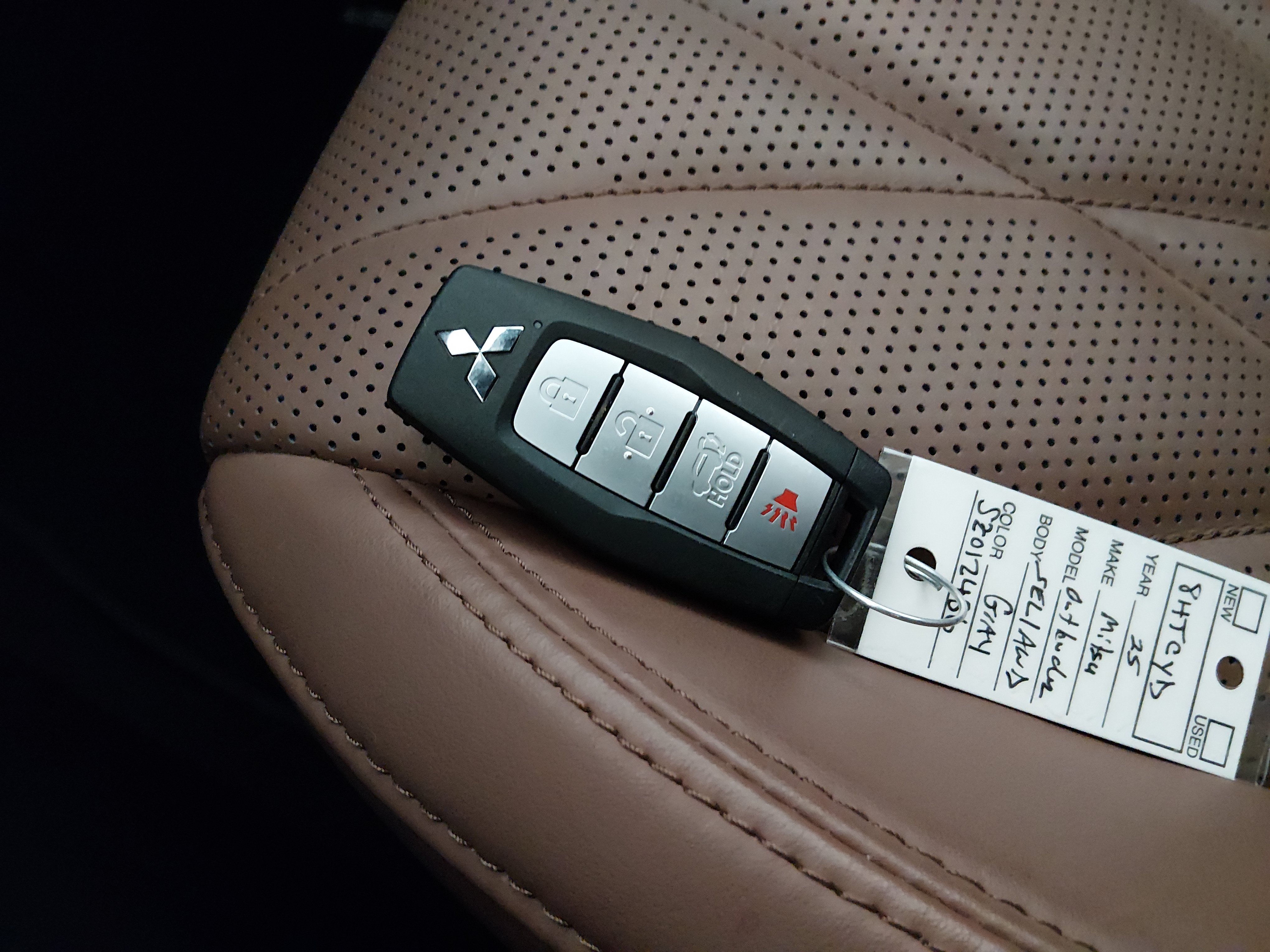 2025 Mitsubishi Outlander SEL - Photo 15