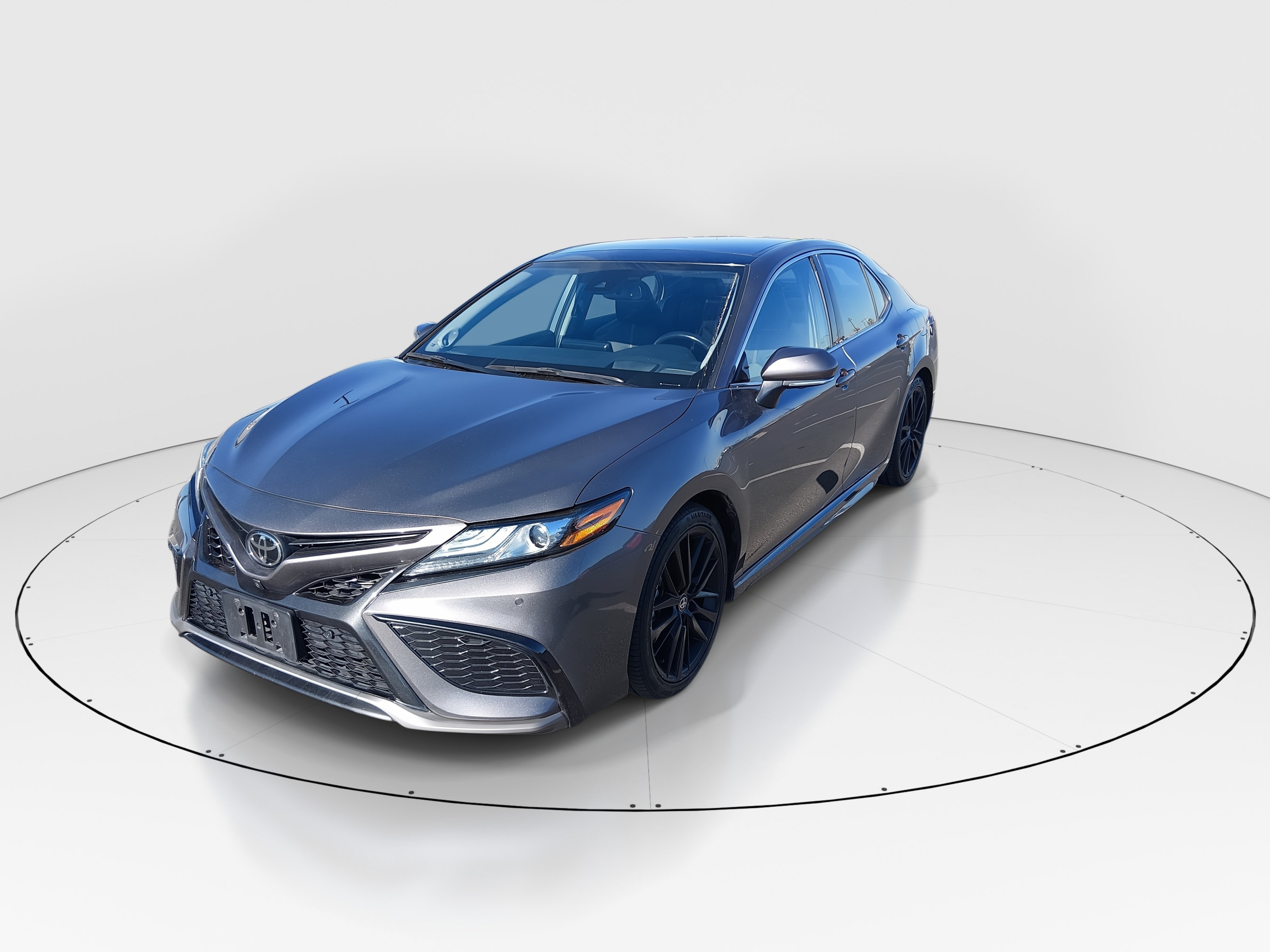 2024 Toyota Camry XSE - Photo 3