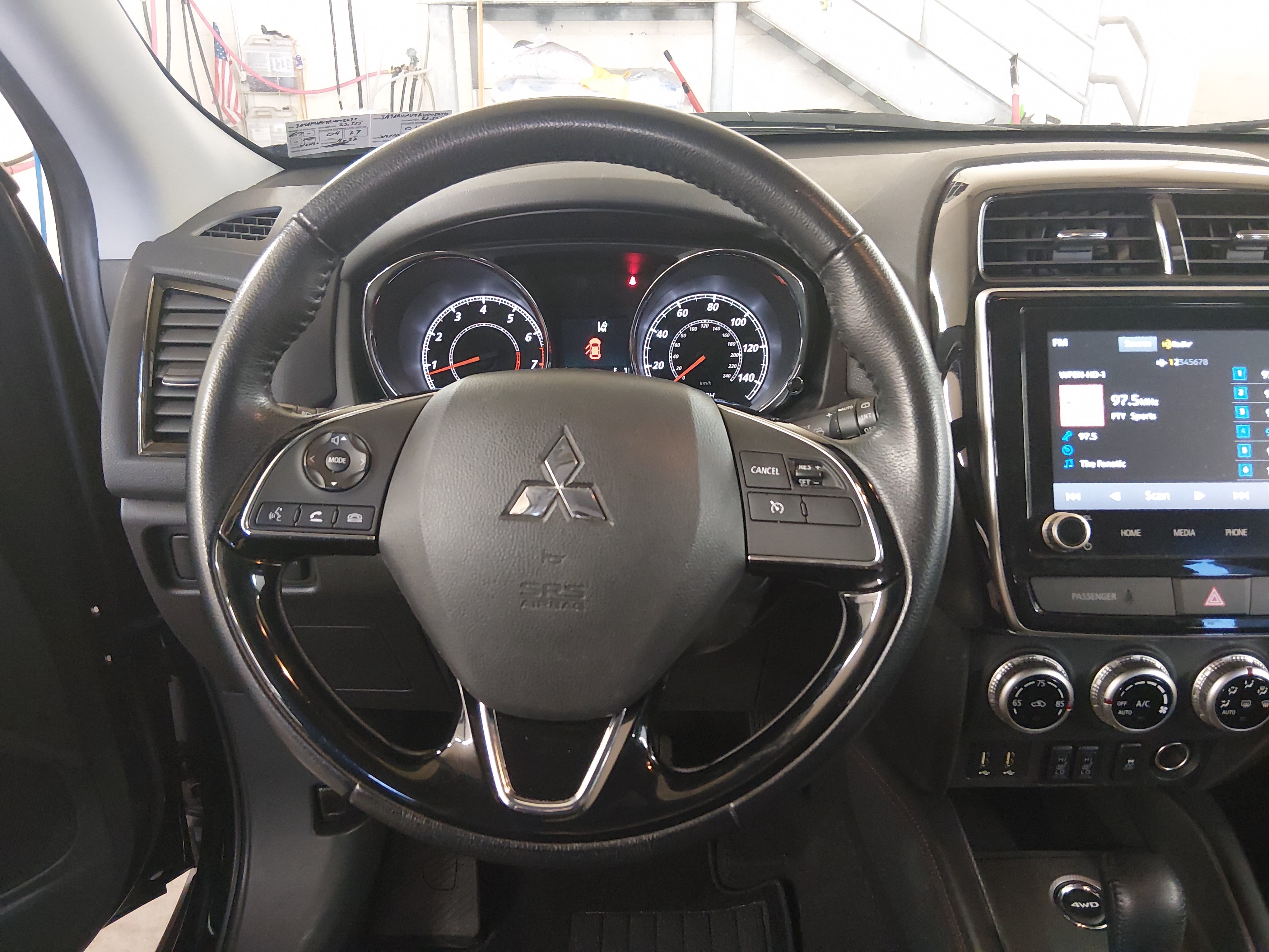 2024 Mitsubishi Outlander Sport SE - Photo 12