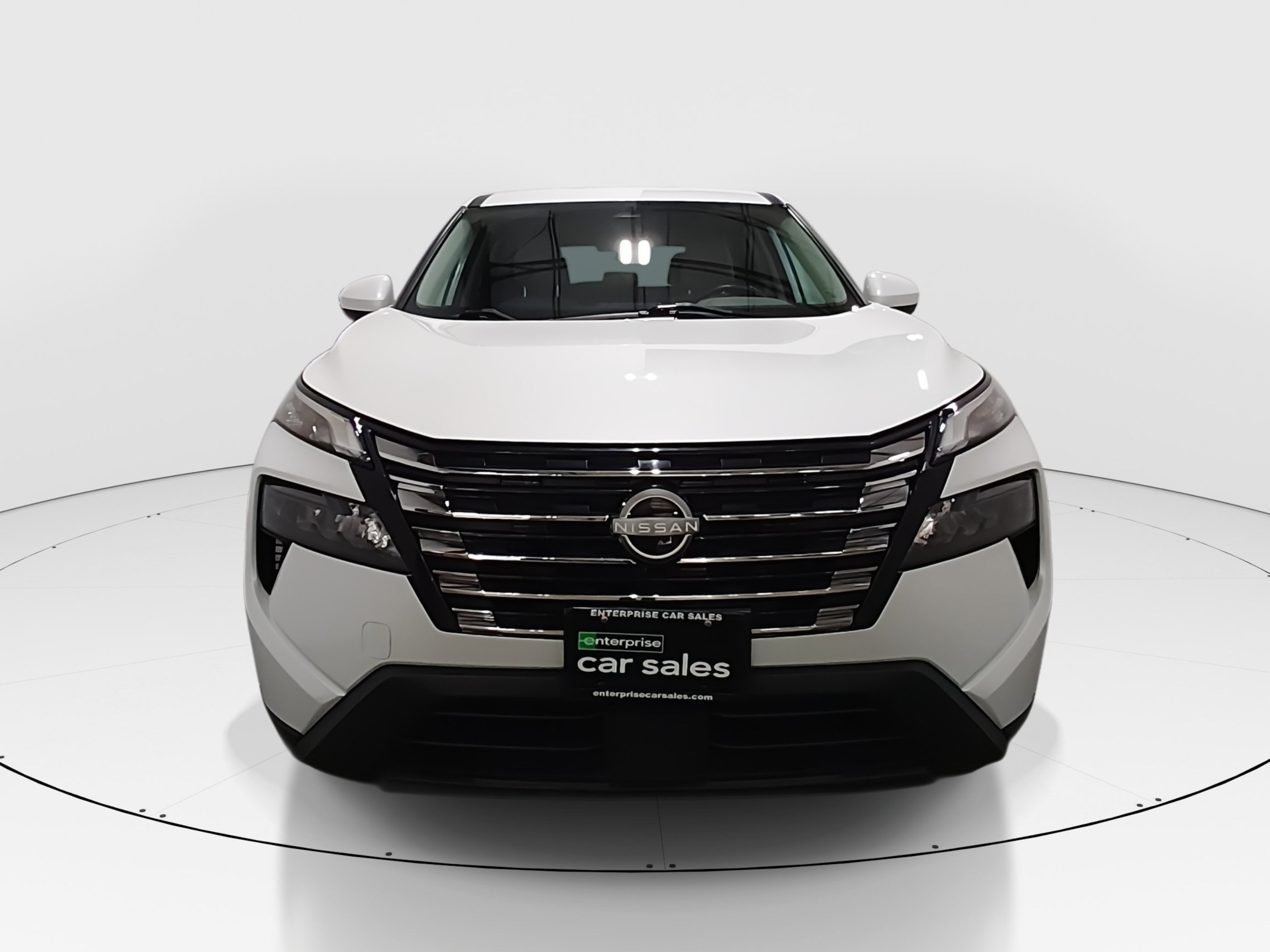 2024 Nissan Rogue SV - Photo 2