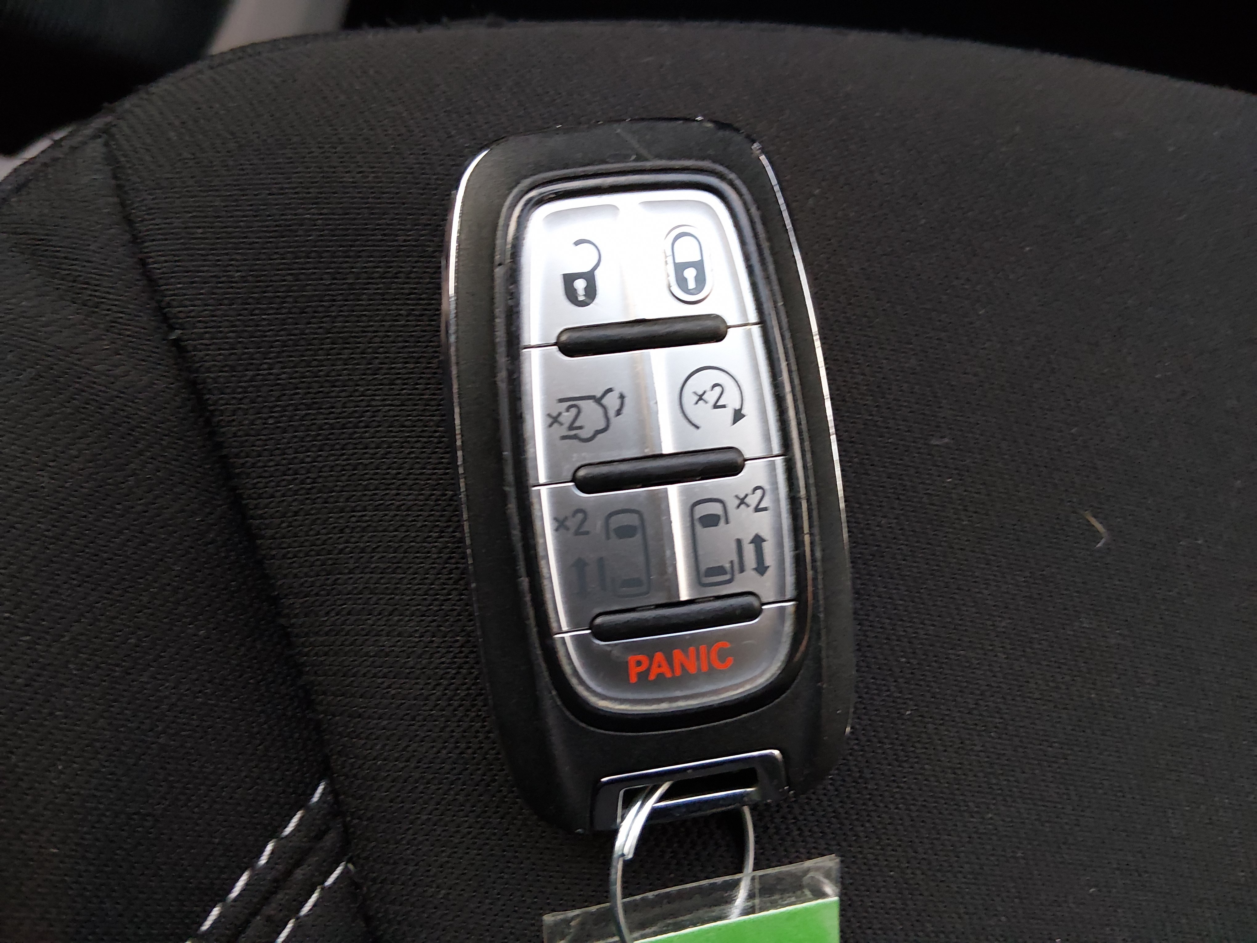 2024 Chrysler Voyager LX - Photo 15