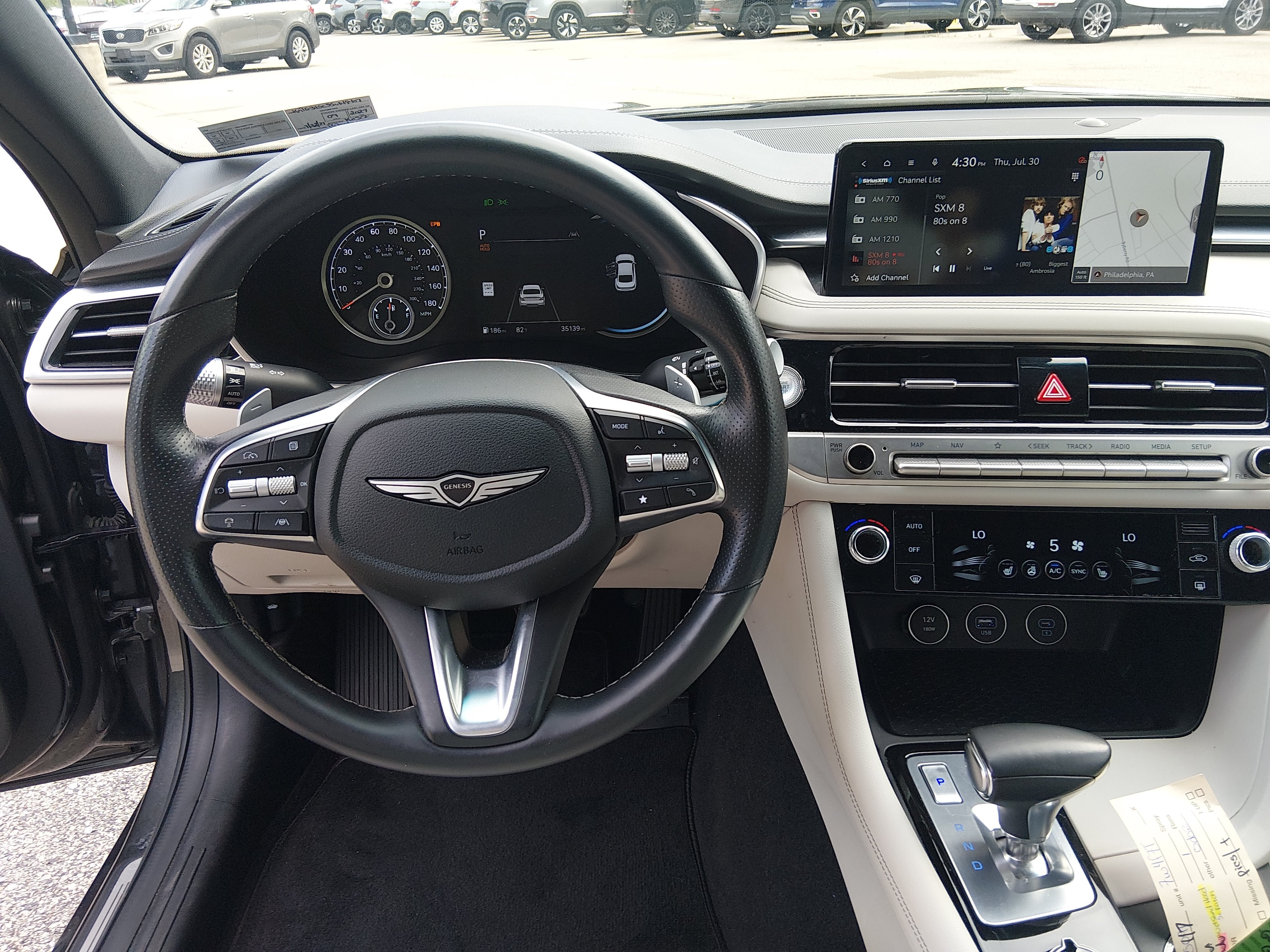 2025 GENESIS G70 Standard - Photo 12