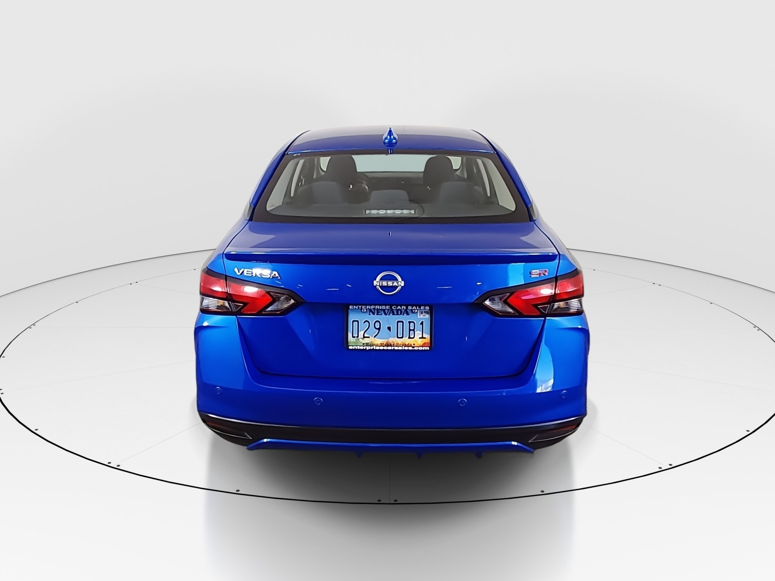2024 Nissan Versa Sedan SR - Photo 6