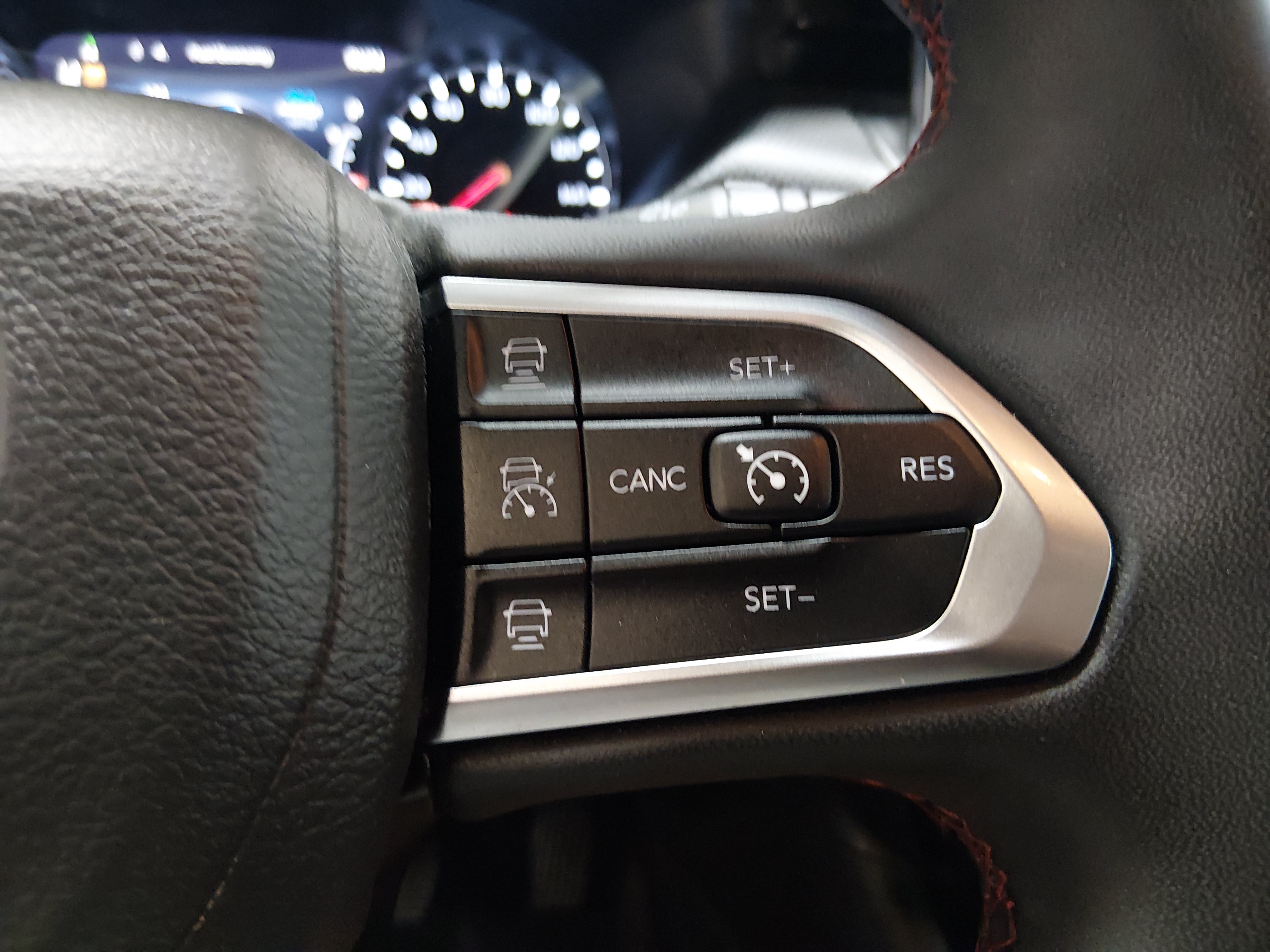 2025 Jeep Compass Trailhawk - Photo 12