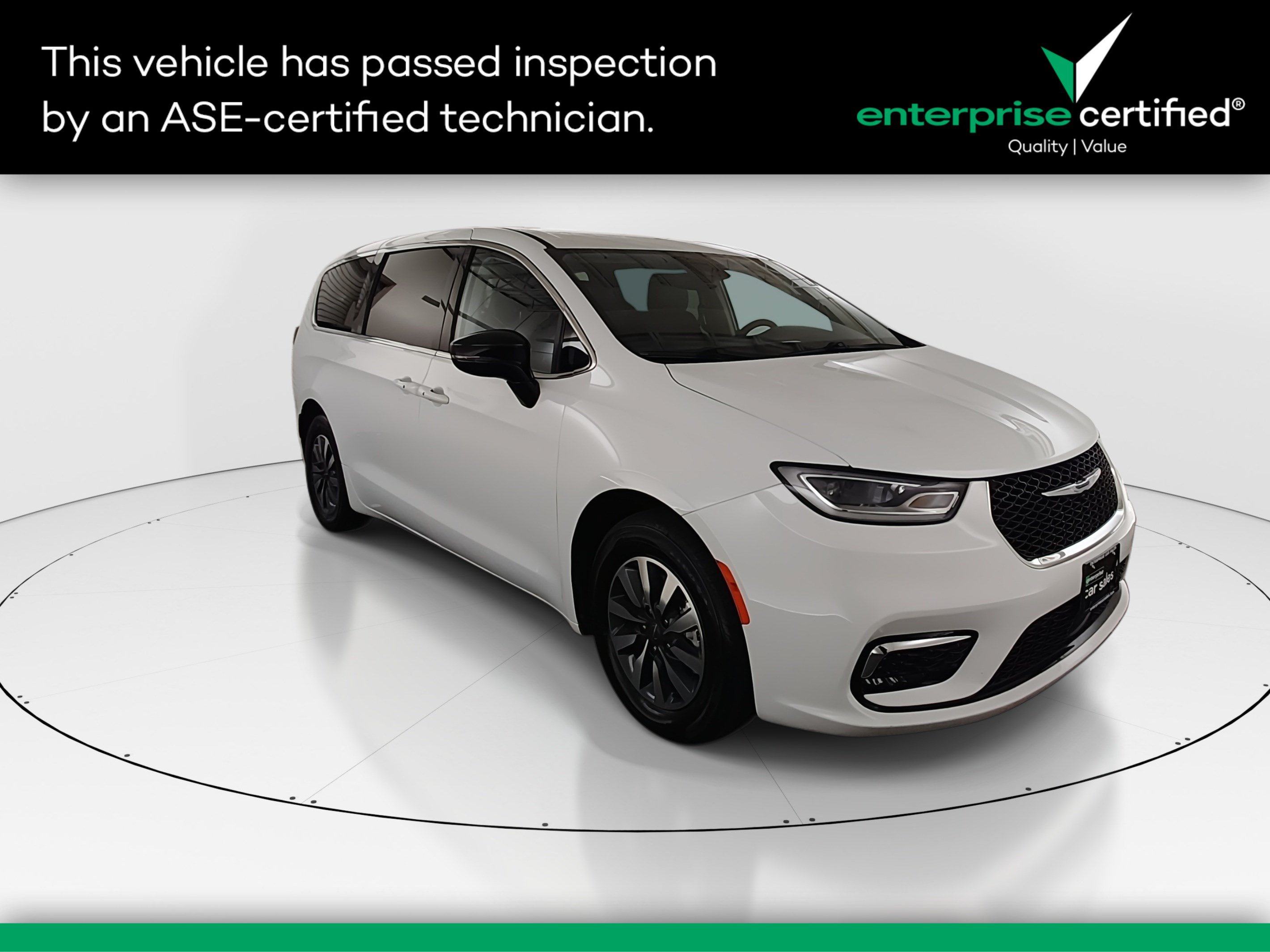 2024 Chrysler Pacifica PHEV