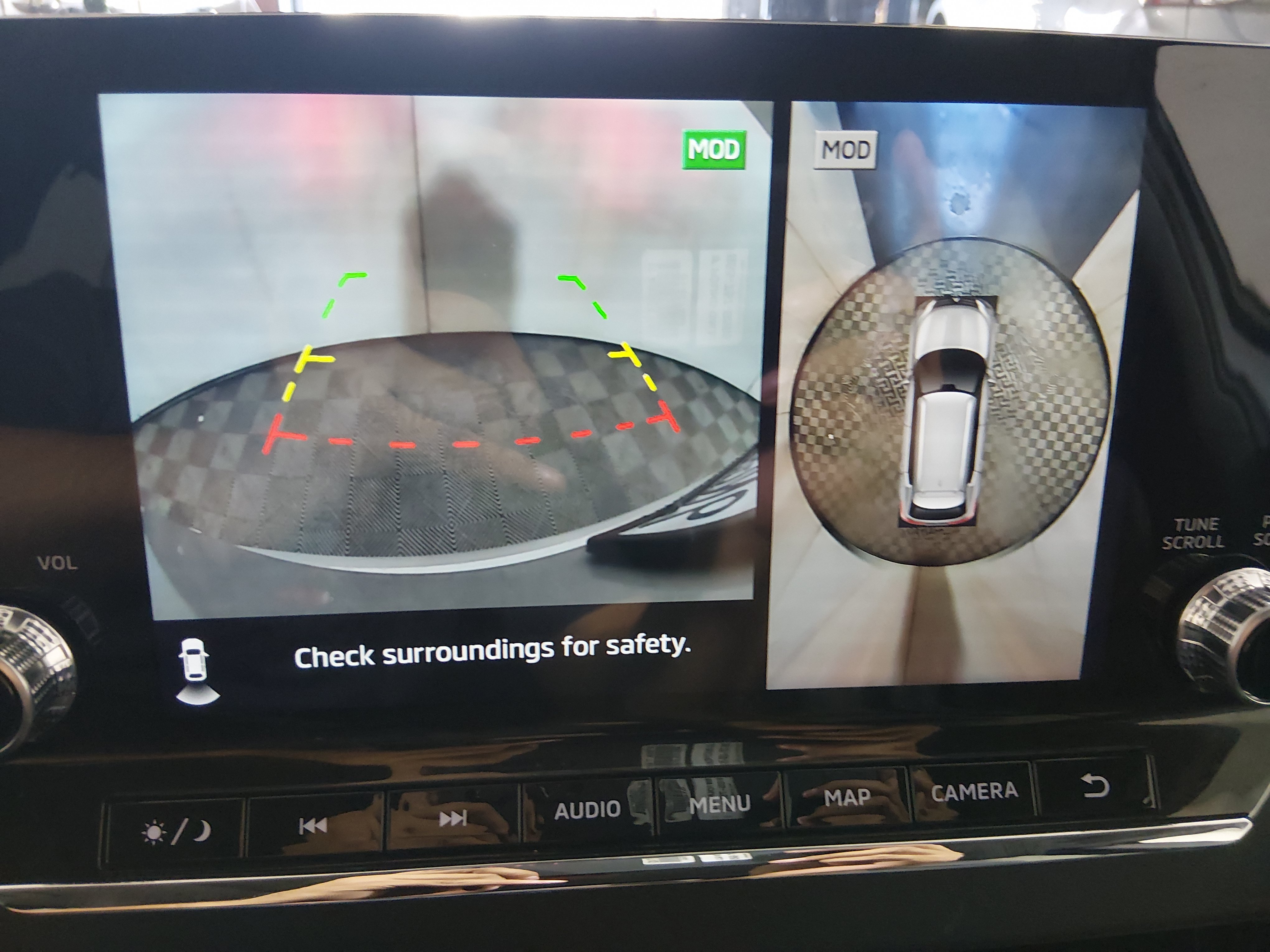 2024 Mitsubishi Outlander Plug-in Hybrid SEL - Photo 17