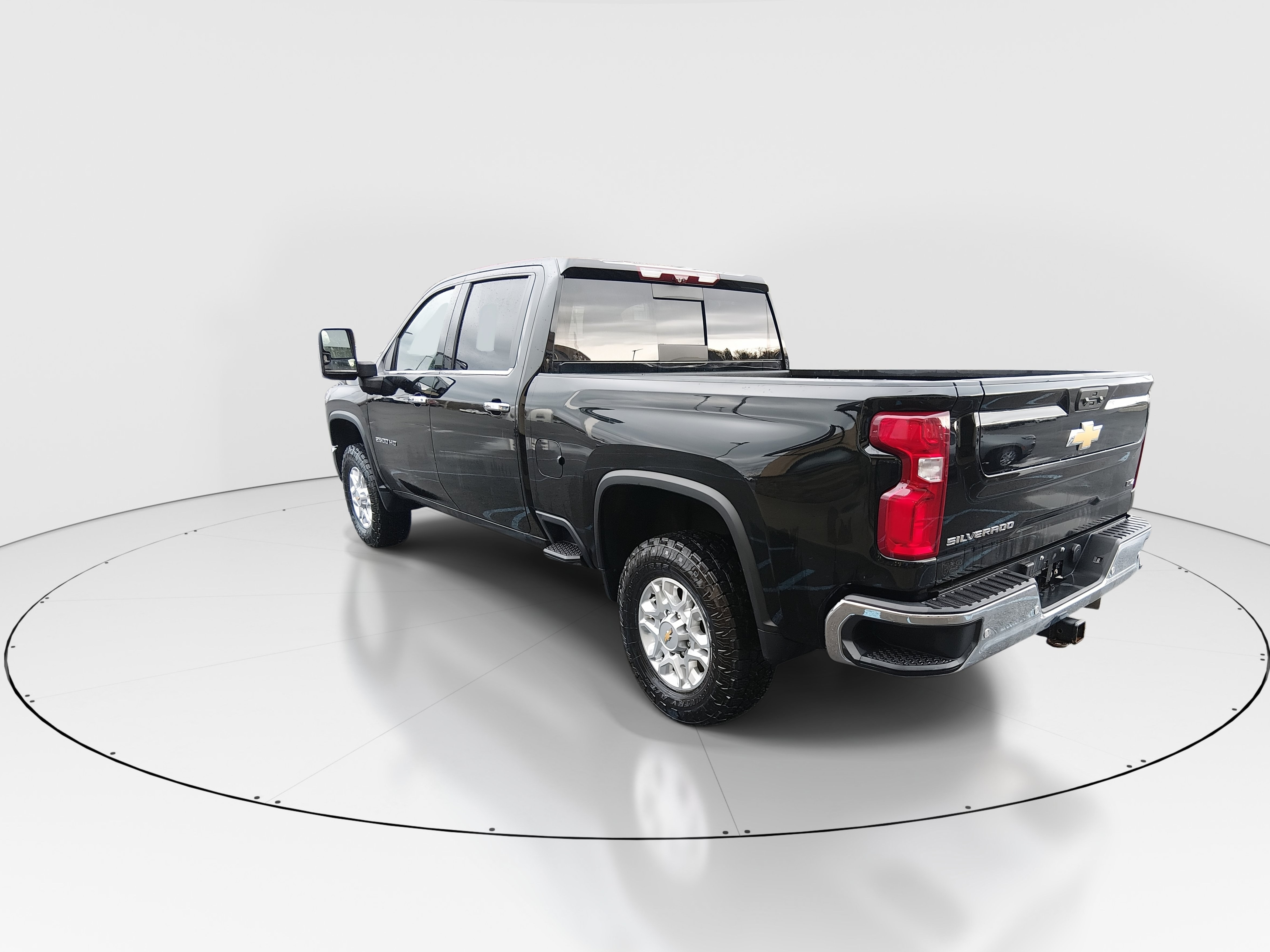 2024 Chevrolet Silverado 2500HD LTZ - Photo 5