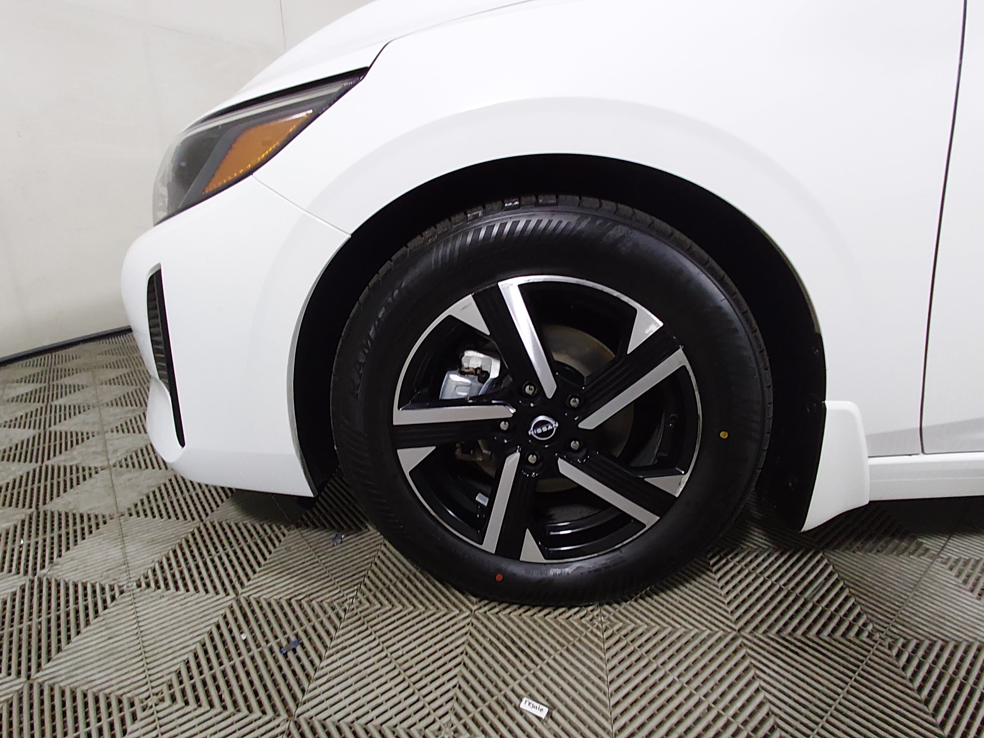 2024 Nissan Sentra SV - Photo 10