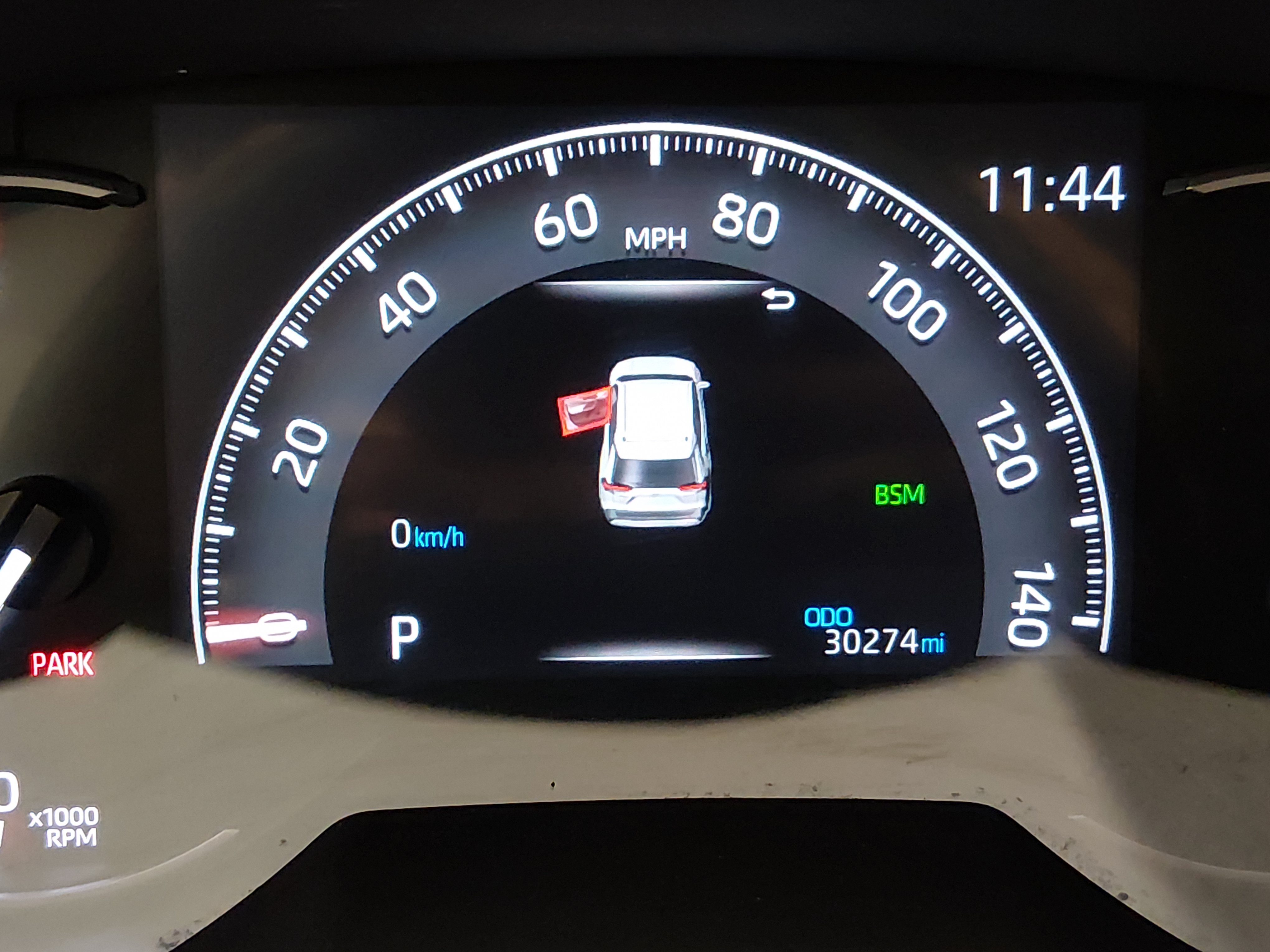 2025 Toyota RAV4 XLE - Photo 14