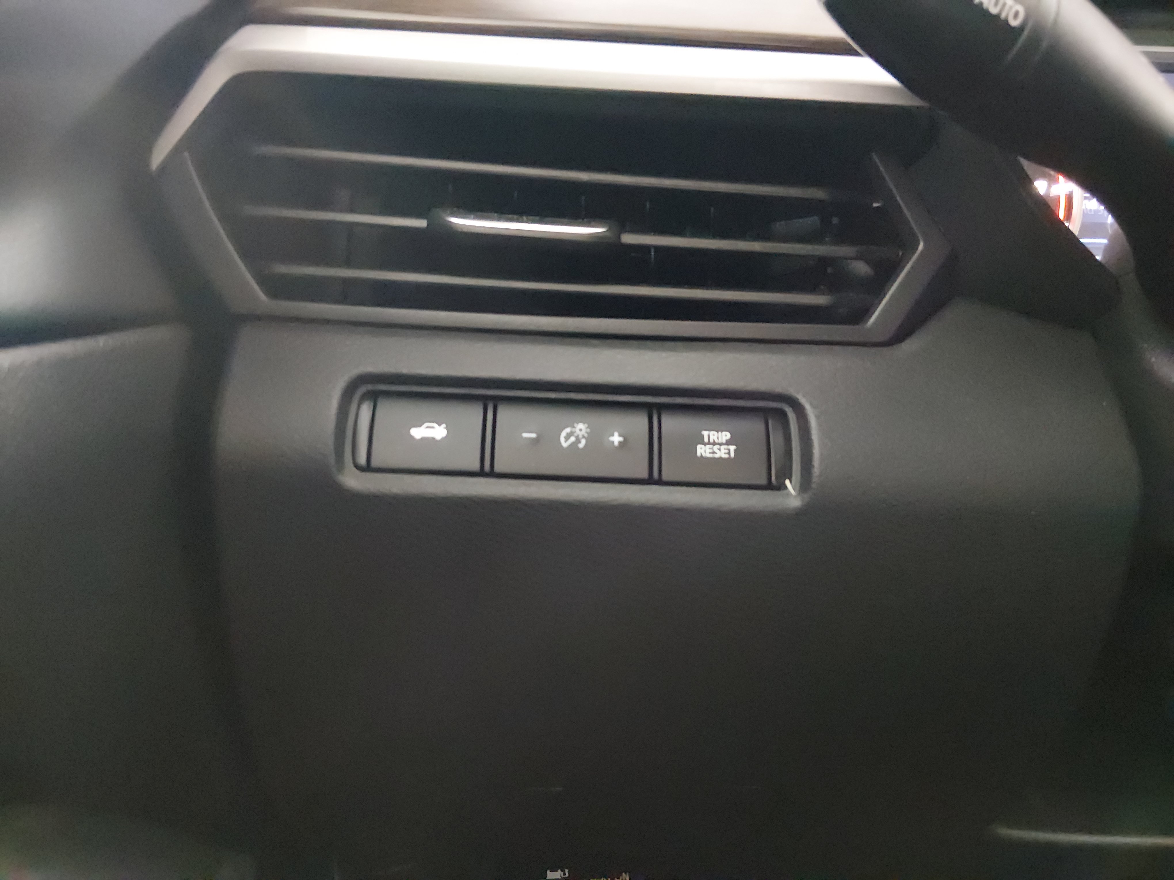 2024 Nissan Altima SV - Photo 13