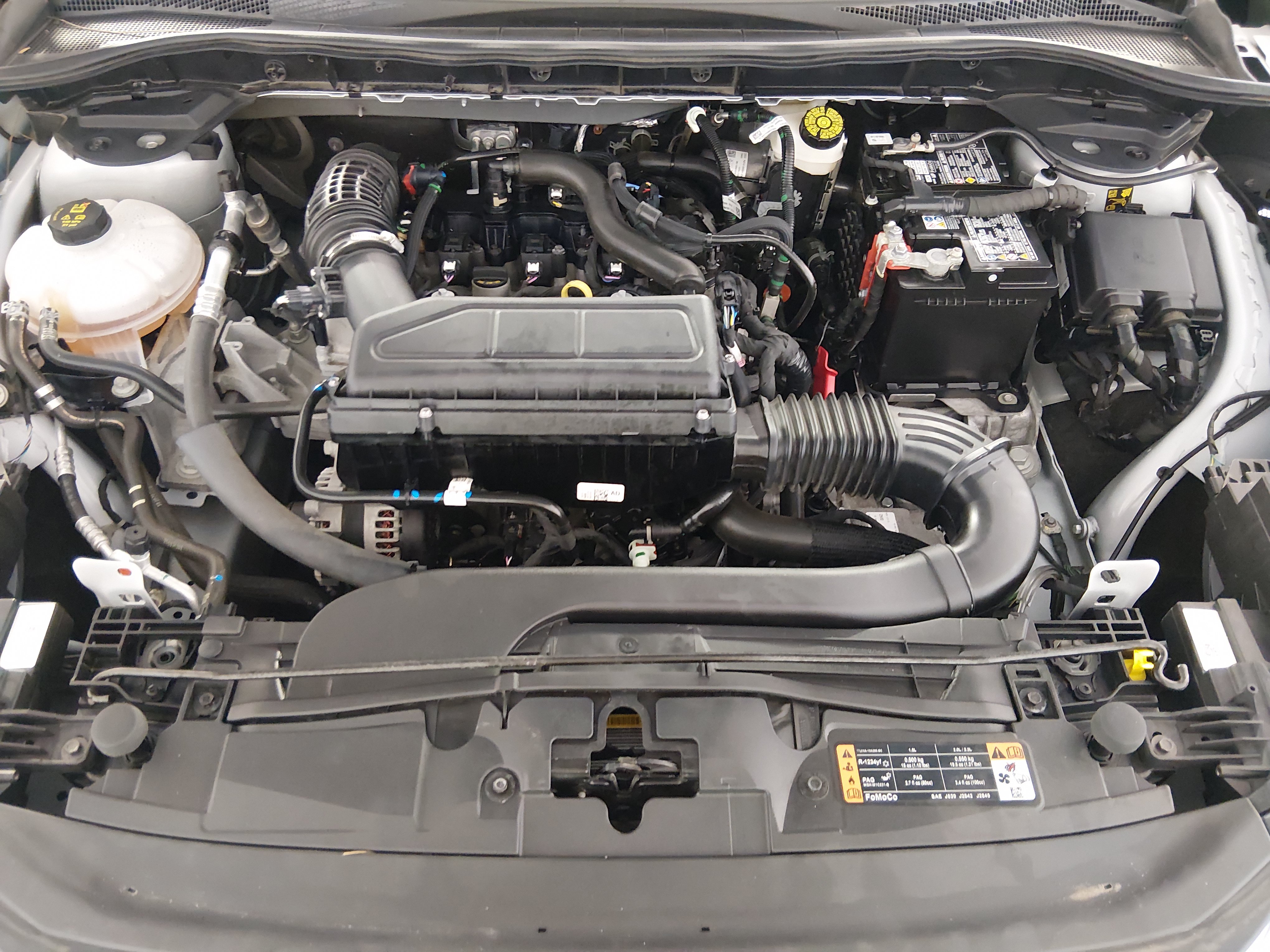 2025 Ford Escape ST-Line - Photo 9