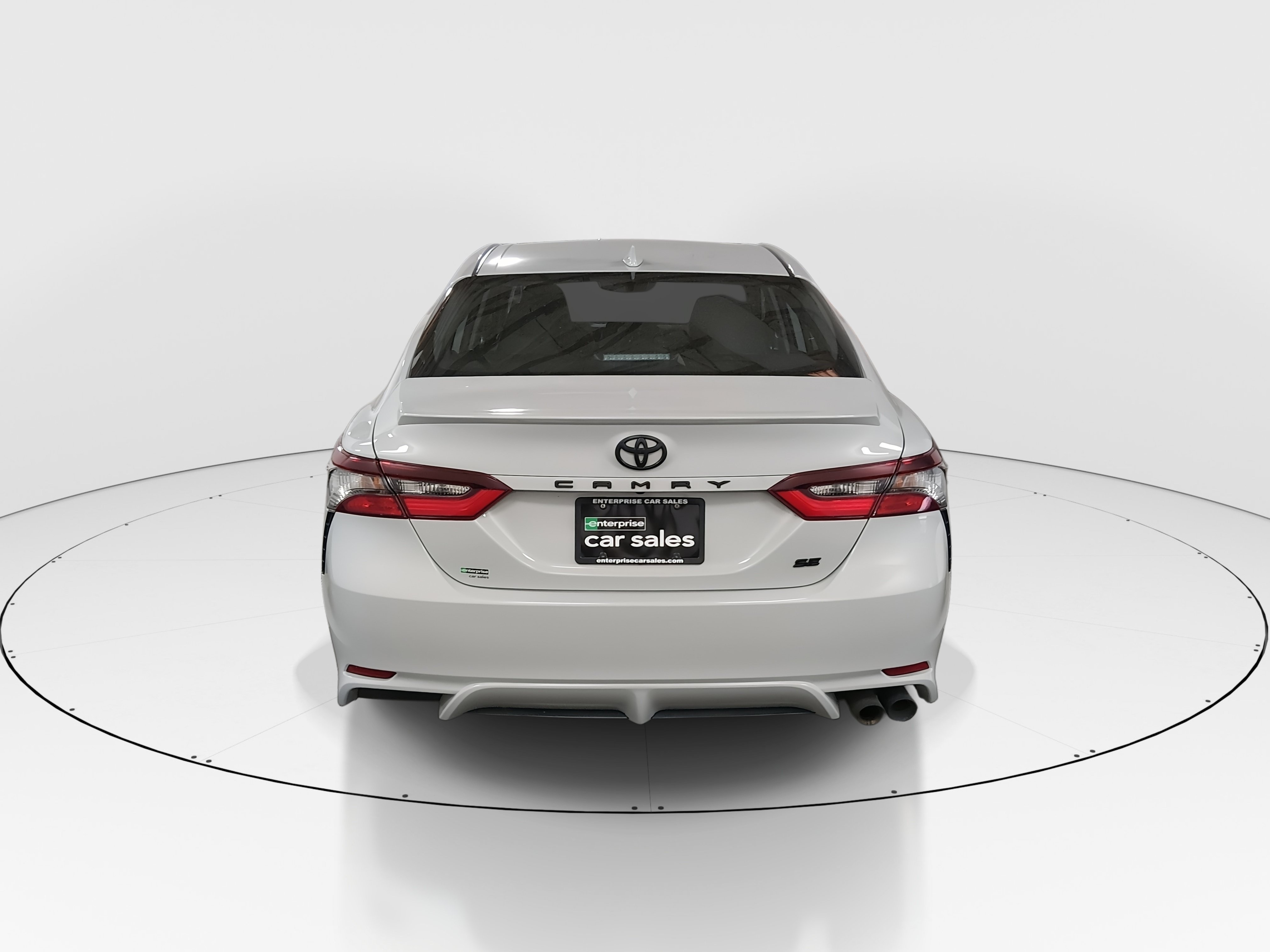 2024 Toyota Camry SE - Photo 6
