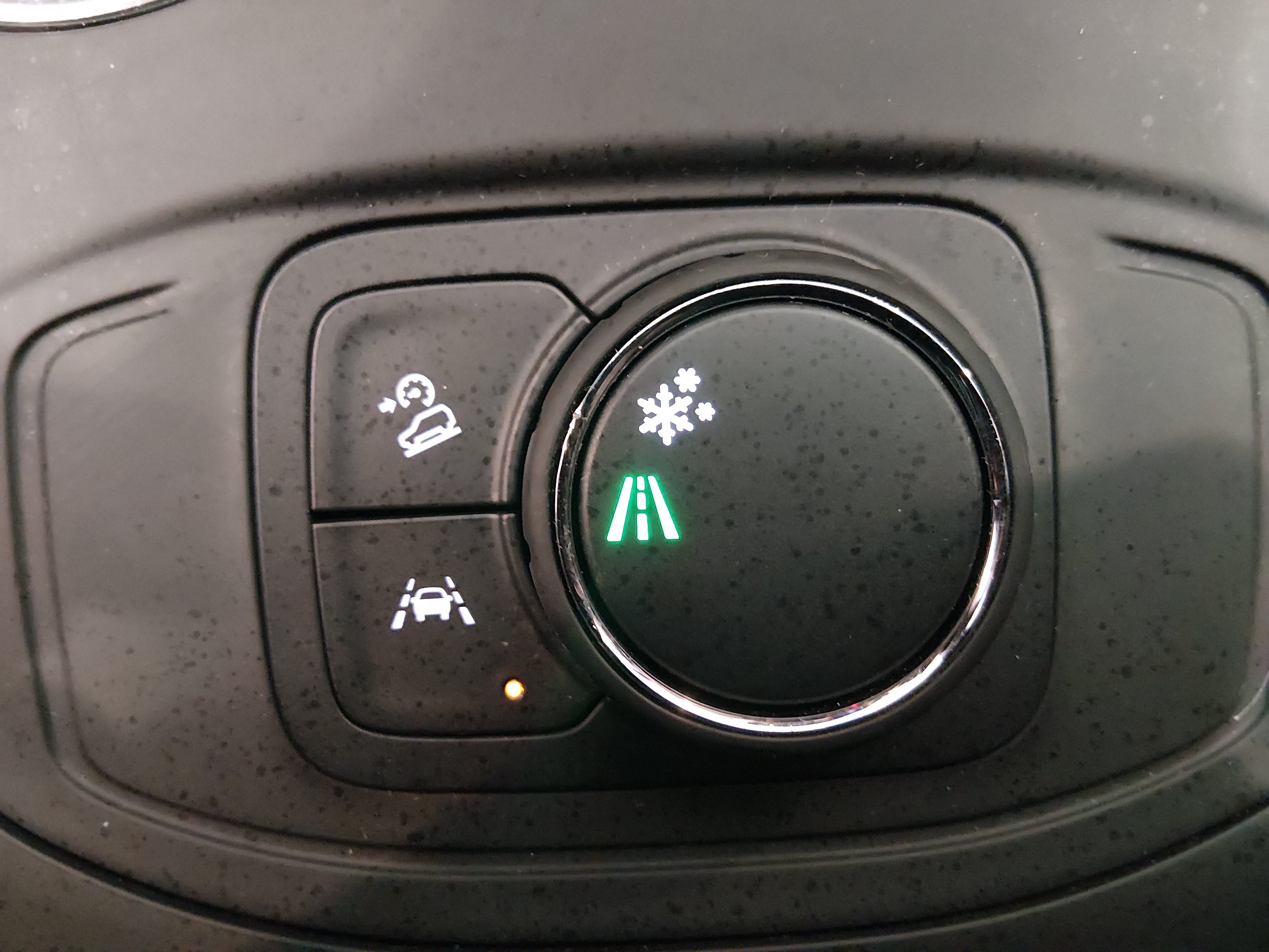 2024 GMC Terrain SLE - Photo 18