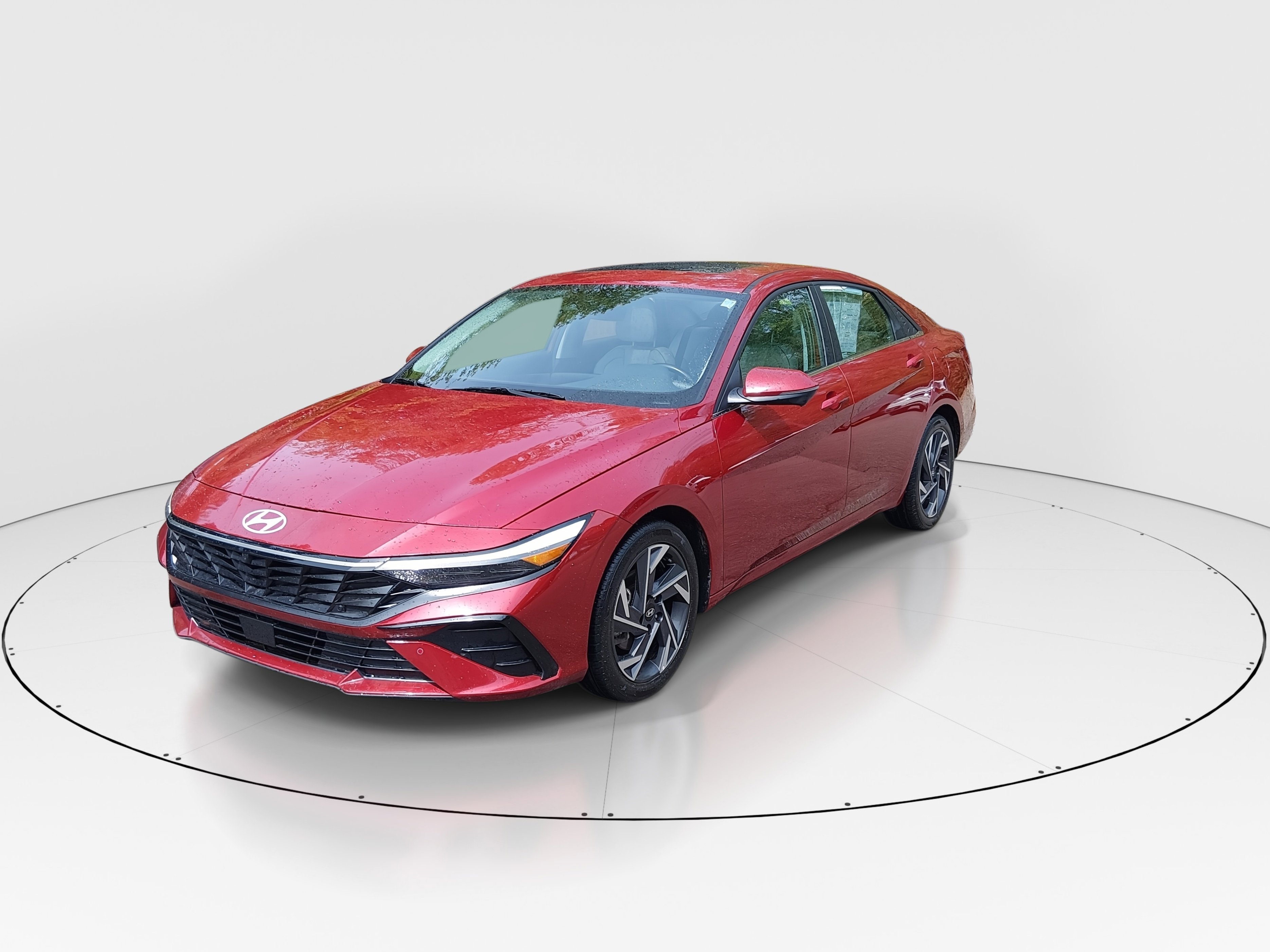 2024 Hyundai Elantra Limited - Photo 3
