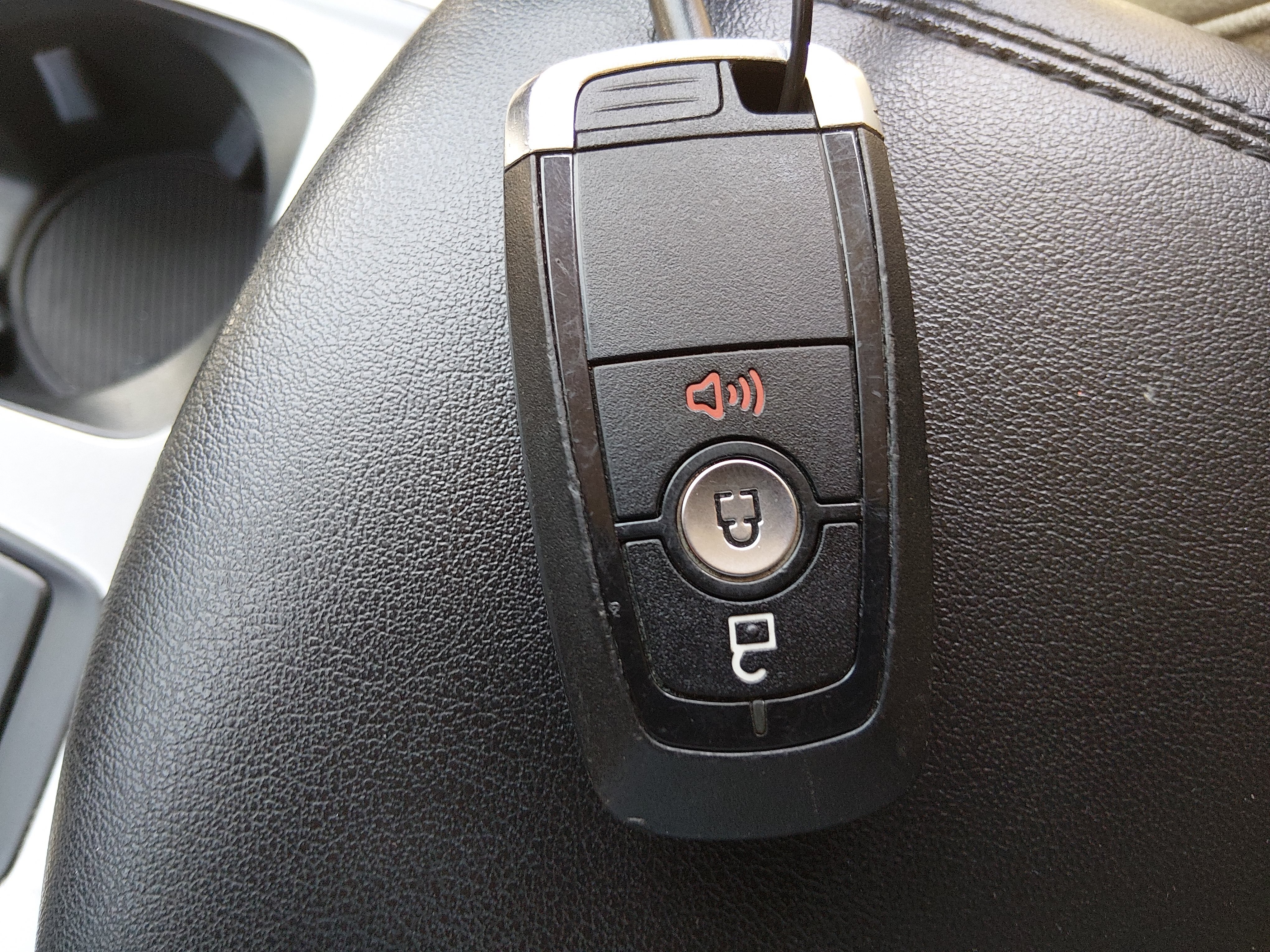 2024 Ford Edge SEL - Photo 15