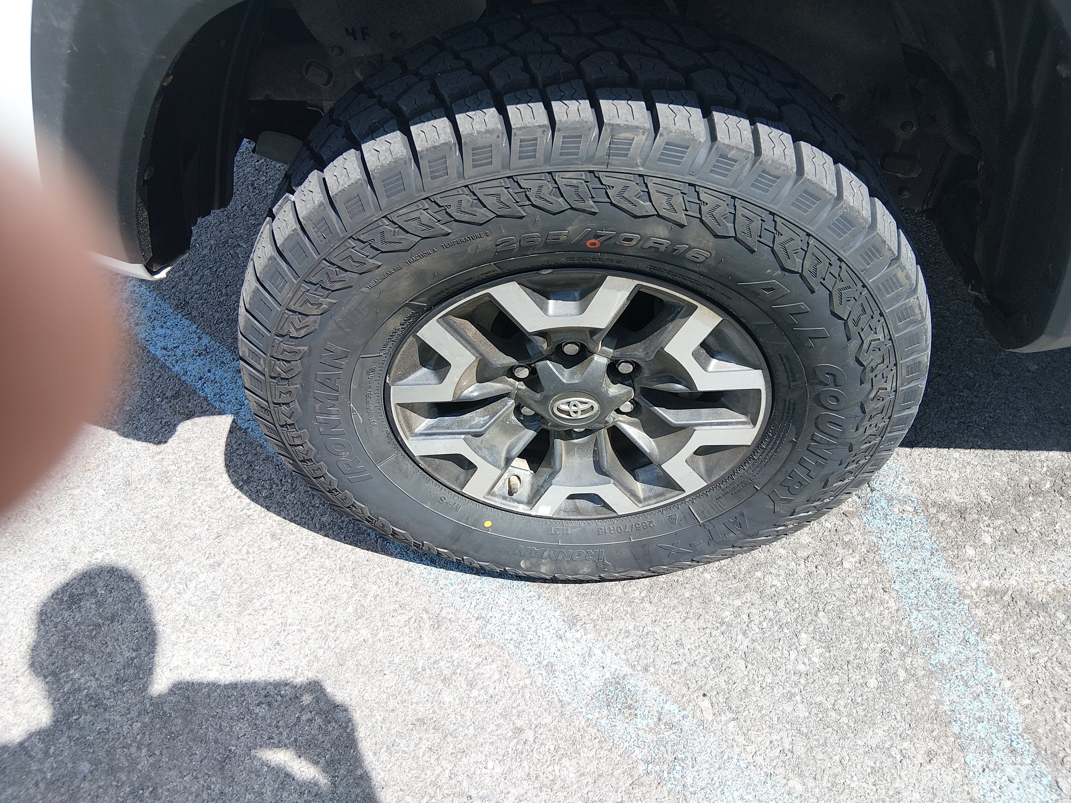 2023 Toyota Tacoma TRD Off Road - Photo 10