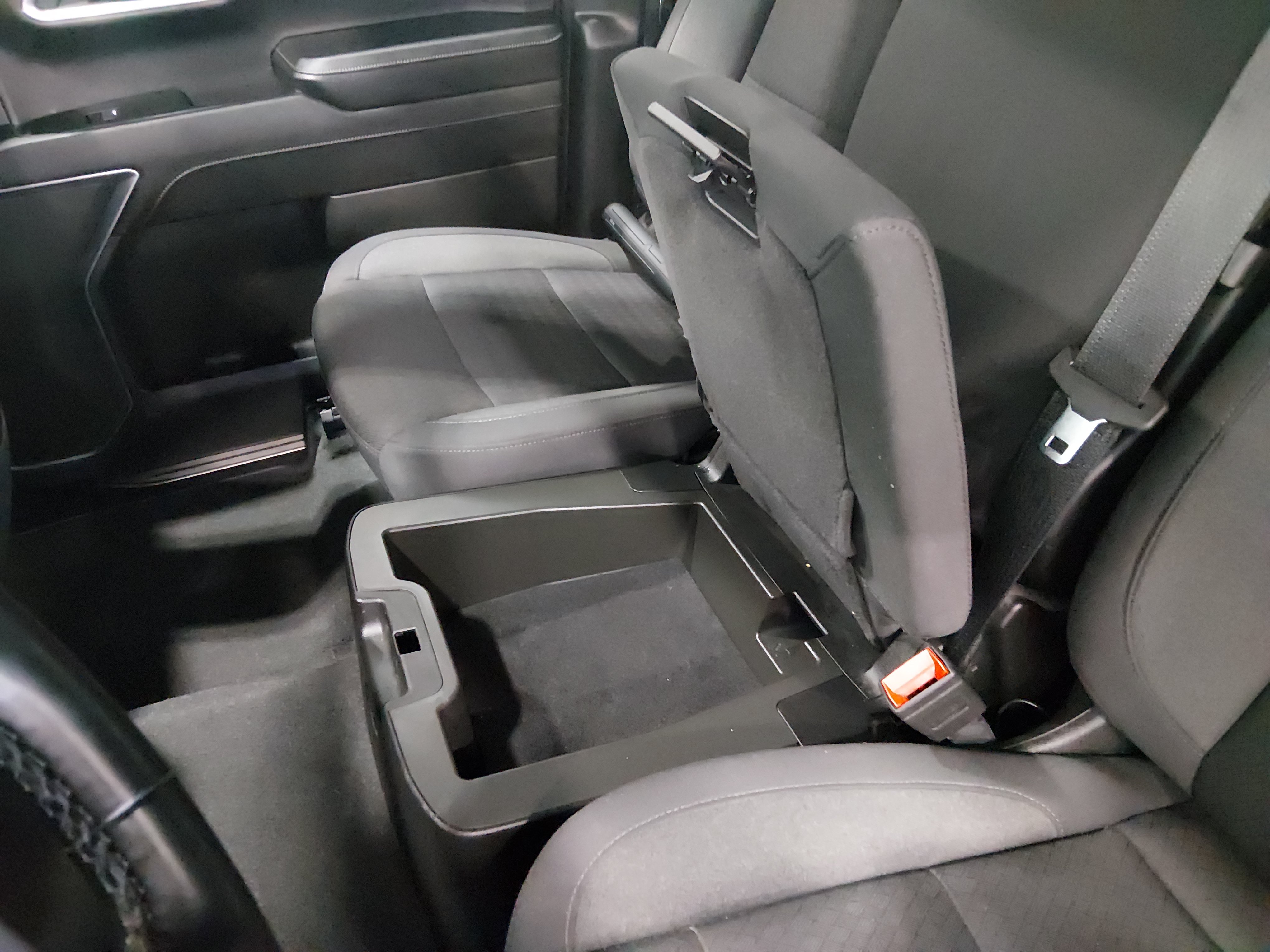 2025 Chevrolet Silverado 1500 LT - Photo 22