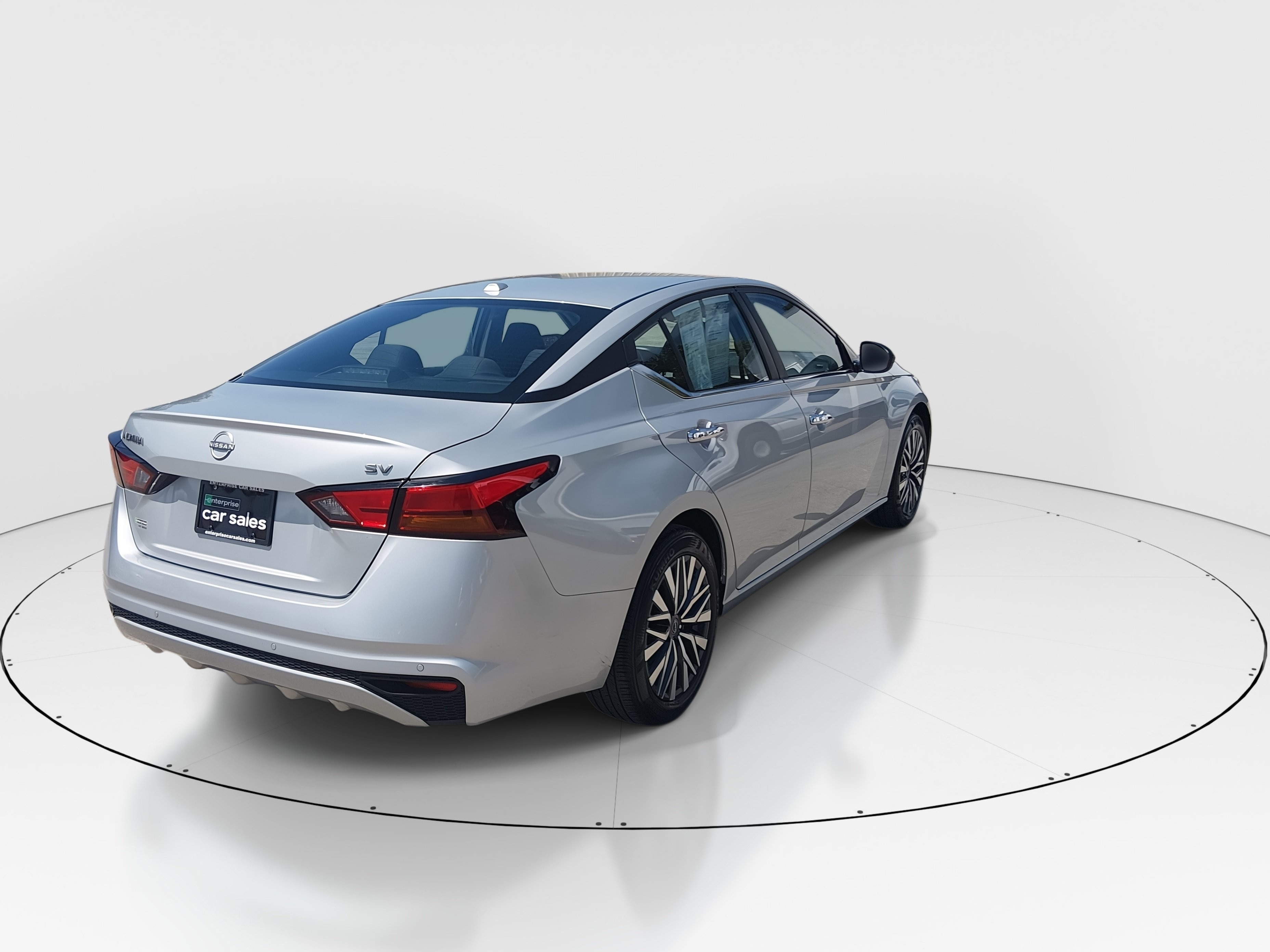 2024 Nissan Altima SV - Photo 7