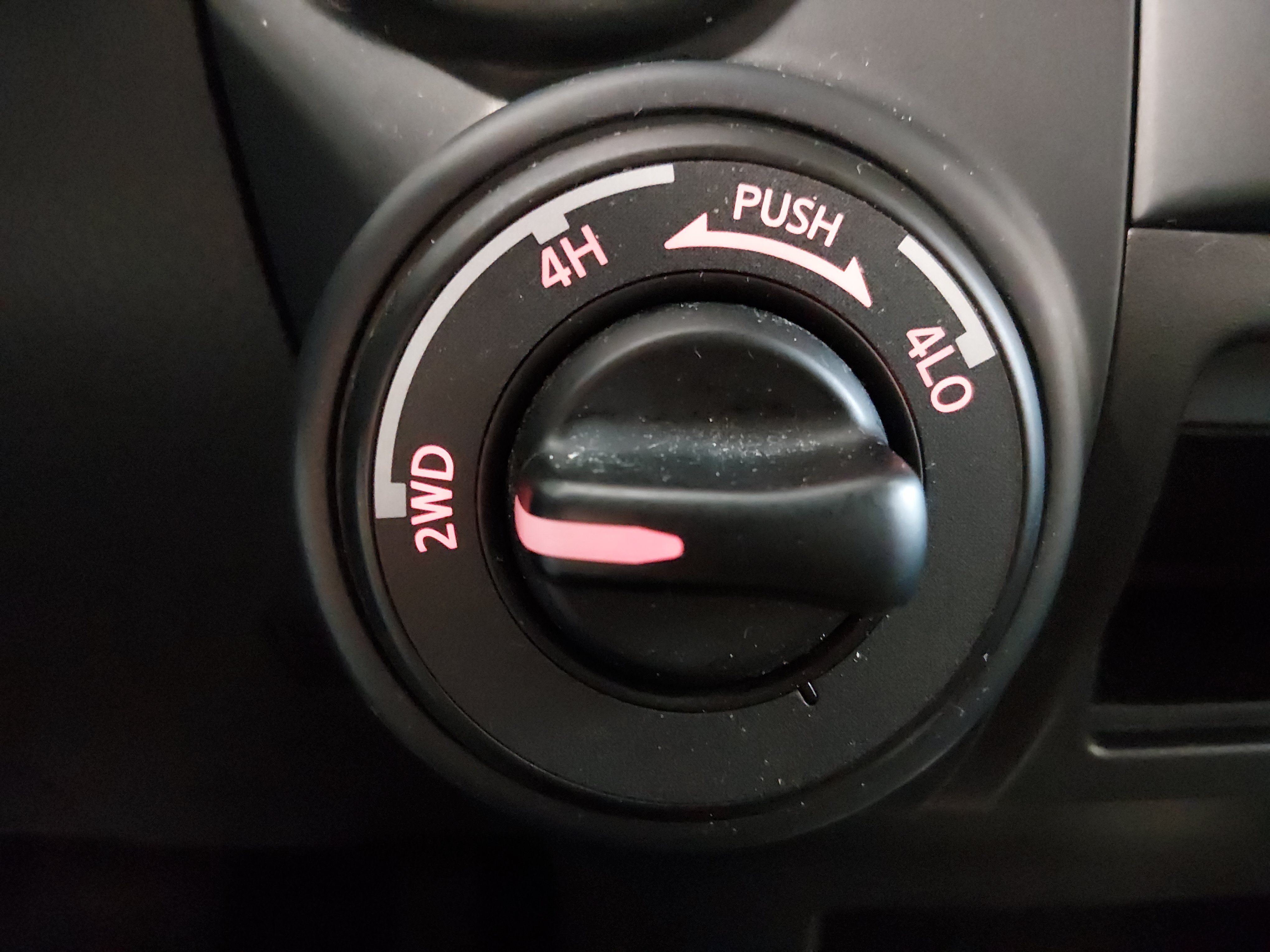 2022 Nissan Titan S - Photo 22