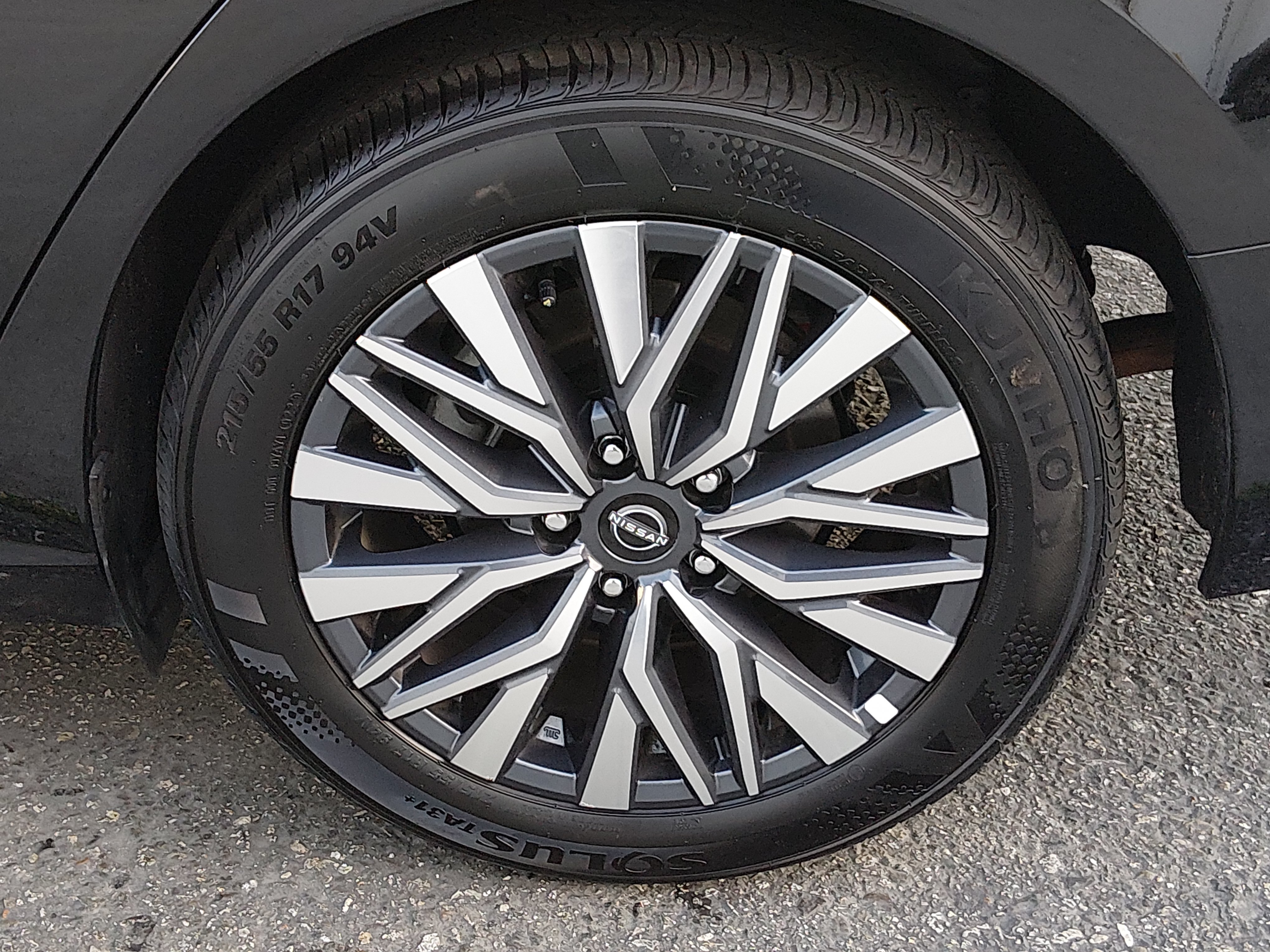 2025 Nissan Altima SV - Photo 10