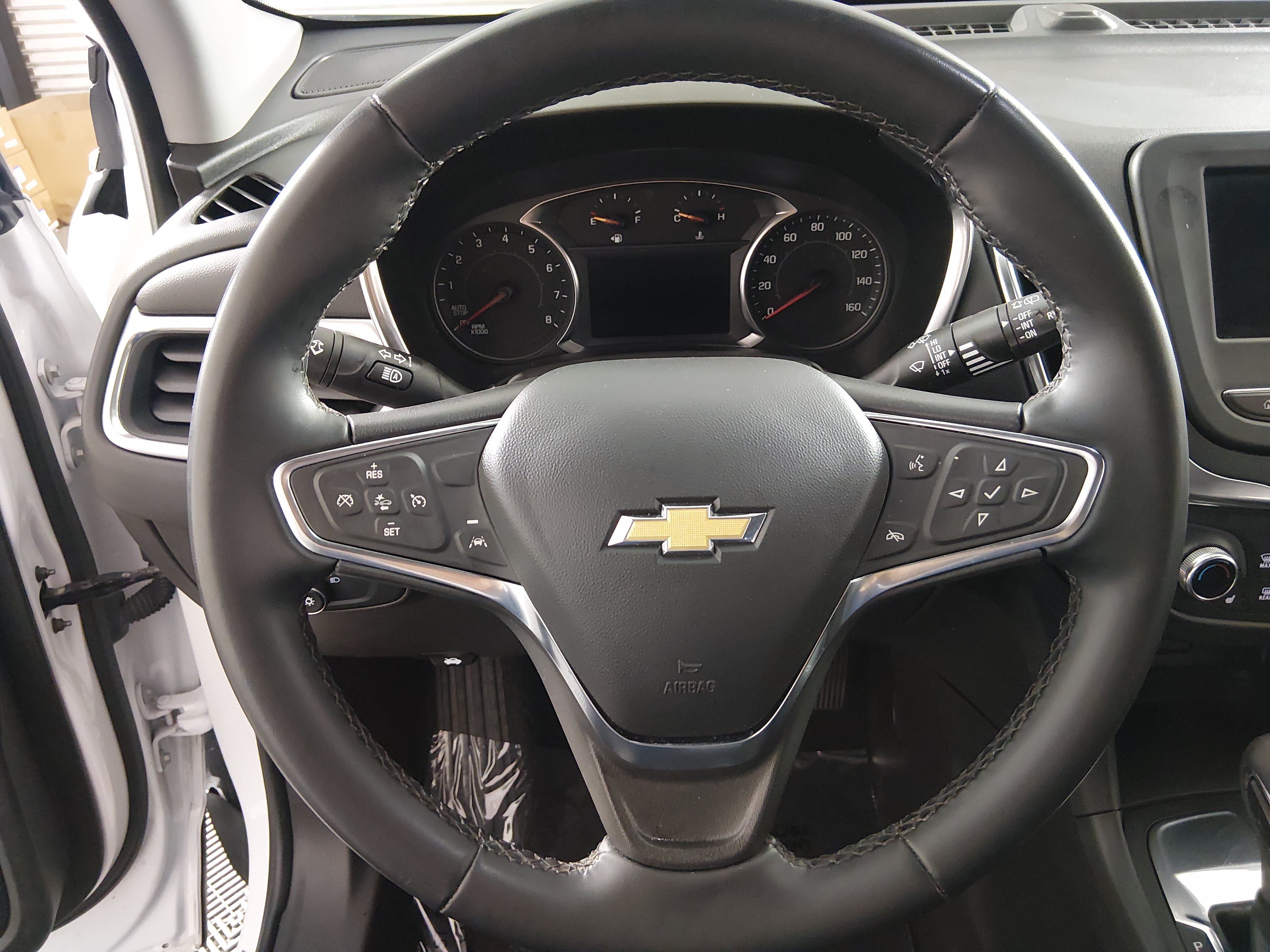 2024 Chevrolet Equinox LT - Photo 12