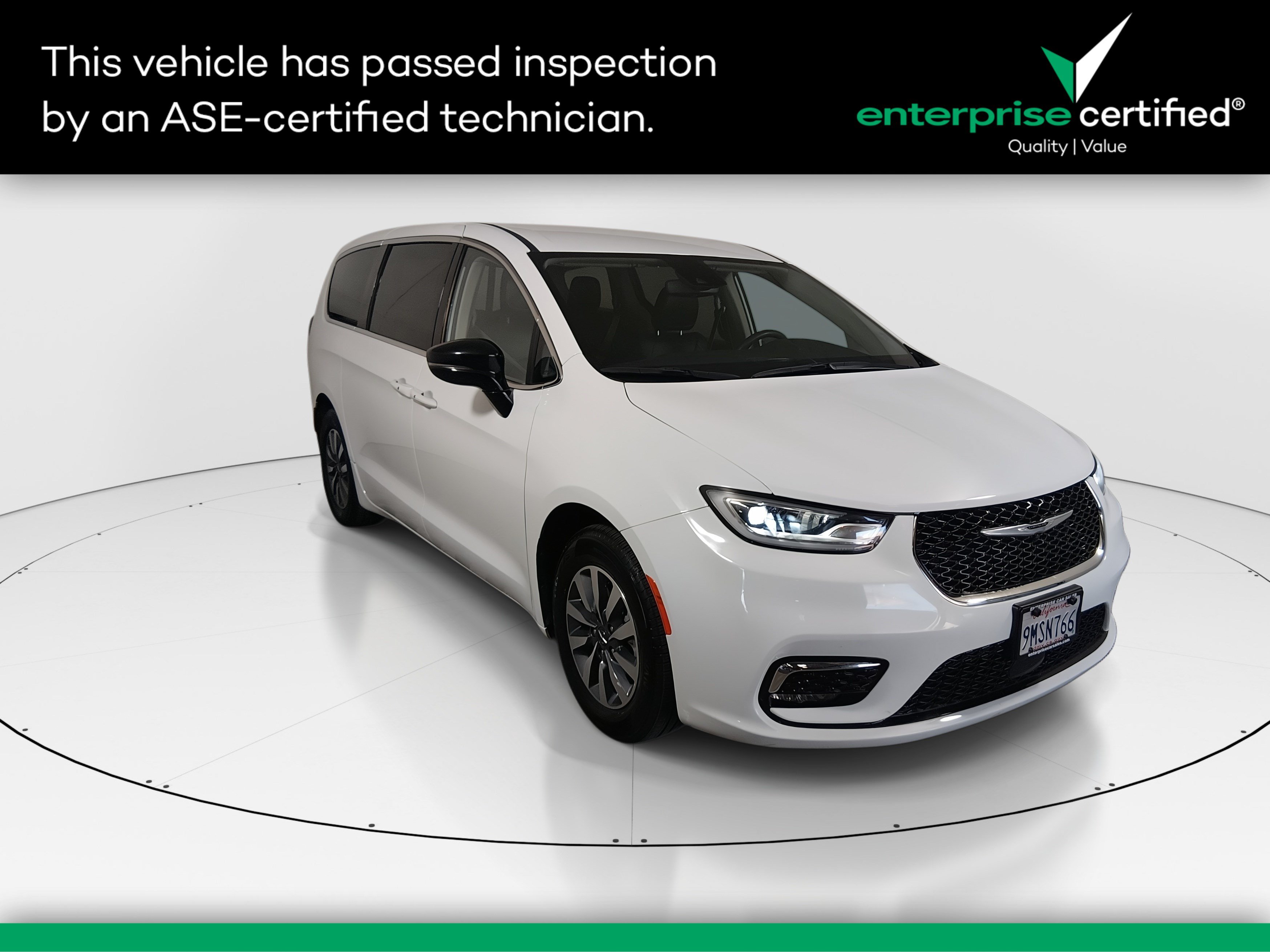 2024 Chrysler Pacifica PHEV Select