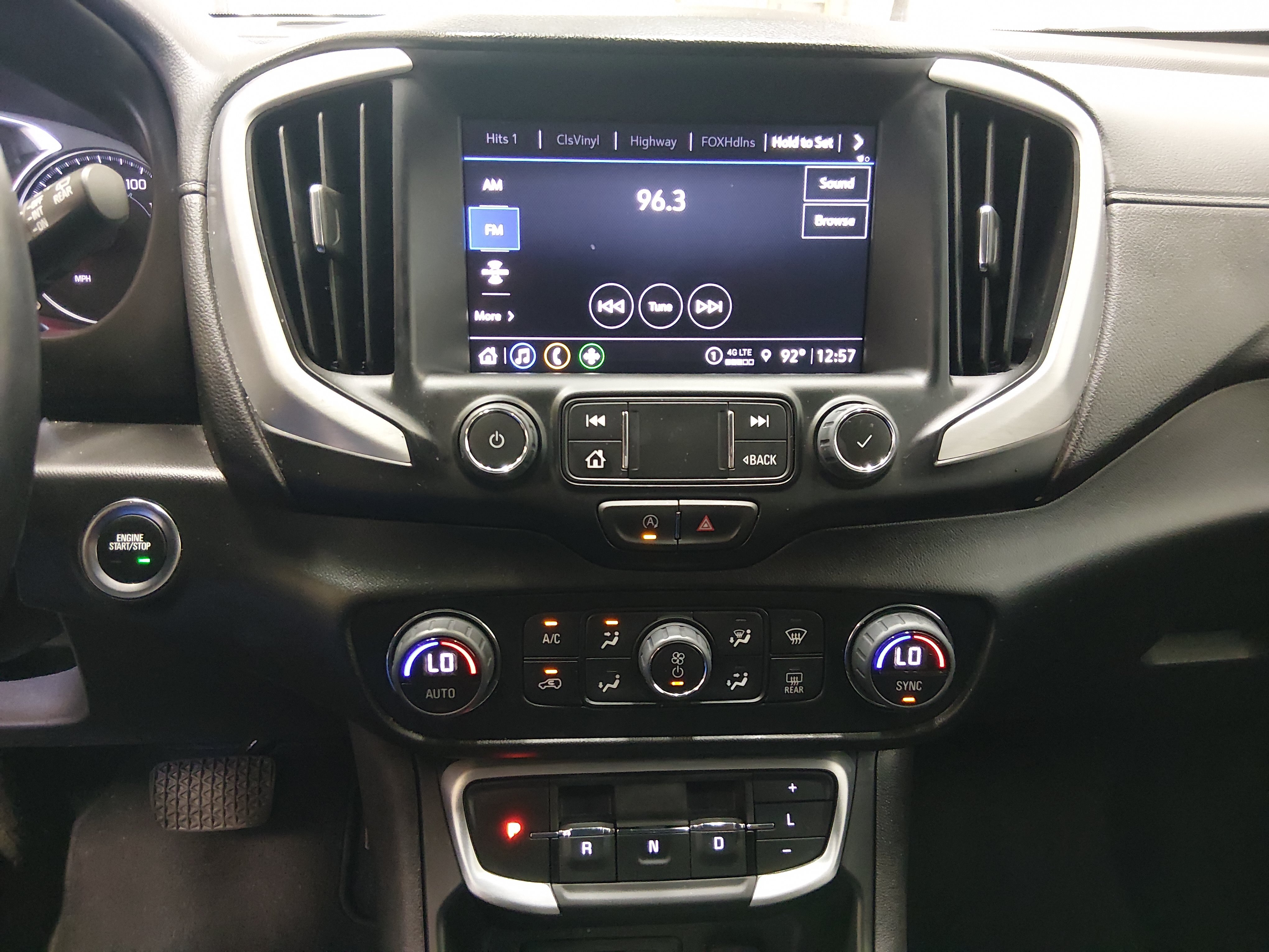 2024 GMC Terrain SLT - Photo 19