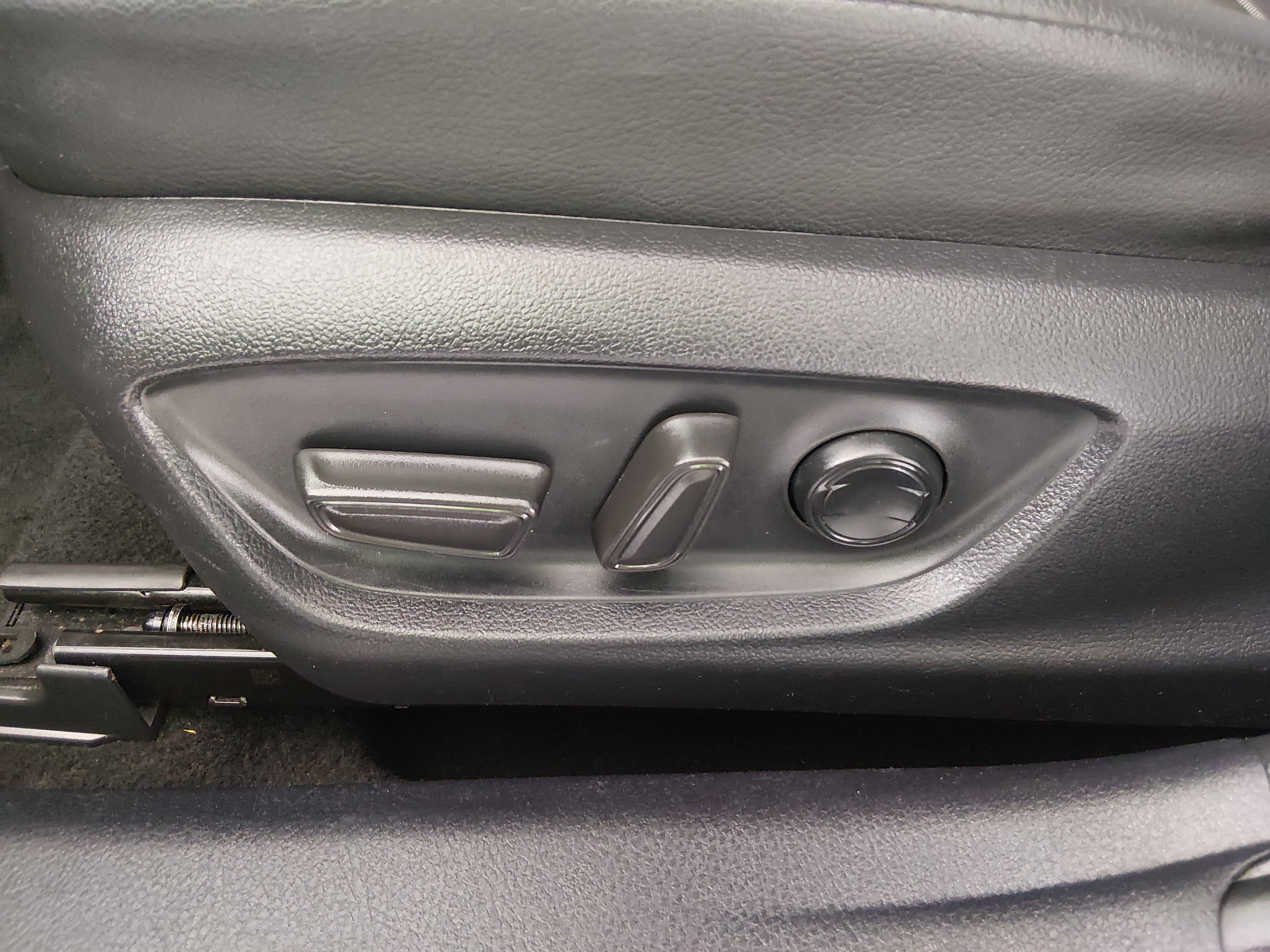 2024 Toyota Camry SE - Photo 20