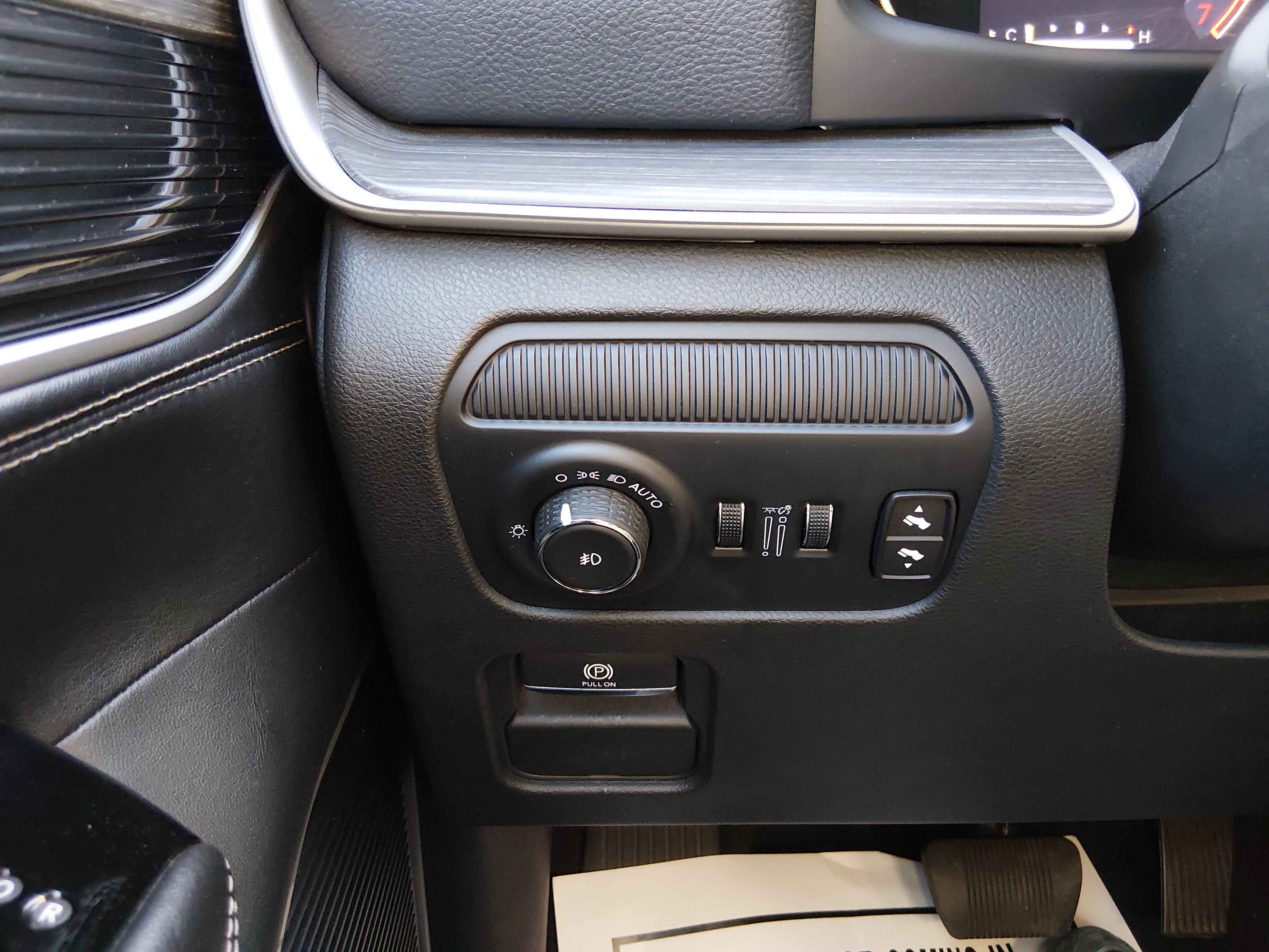 2024 Jeep Wagoneer Series II - Photo 13