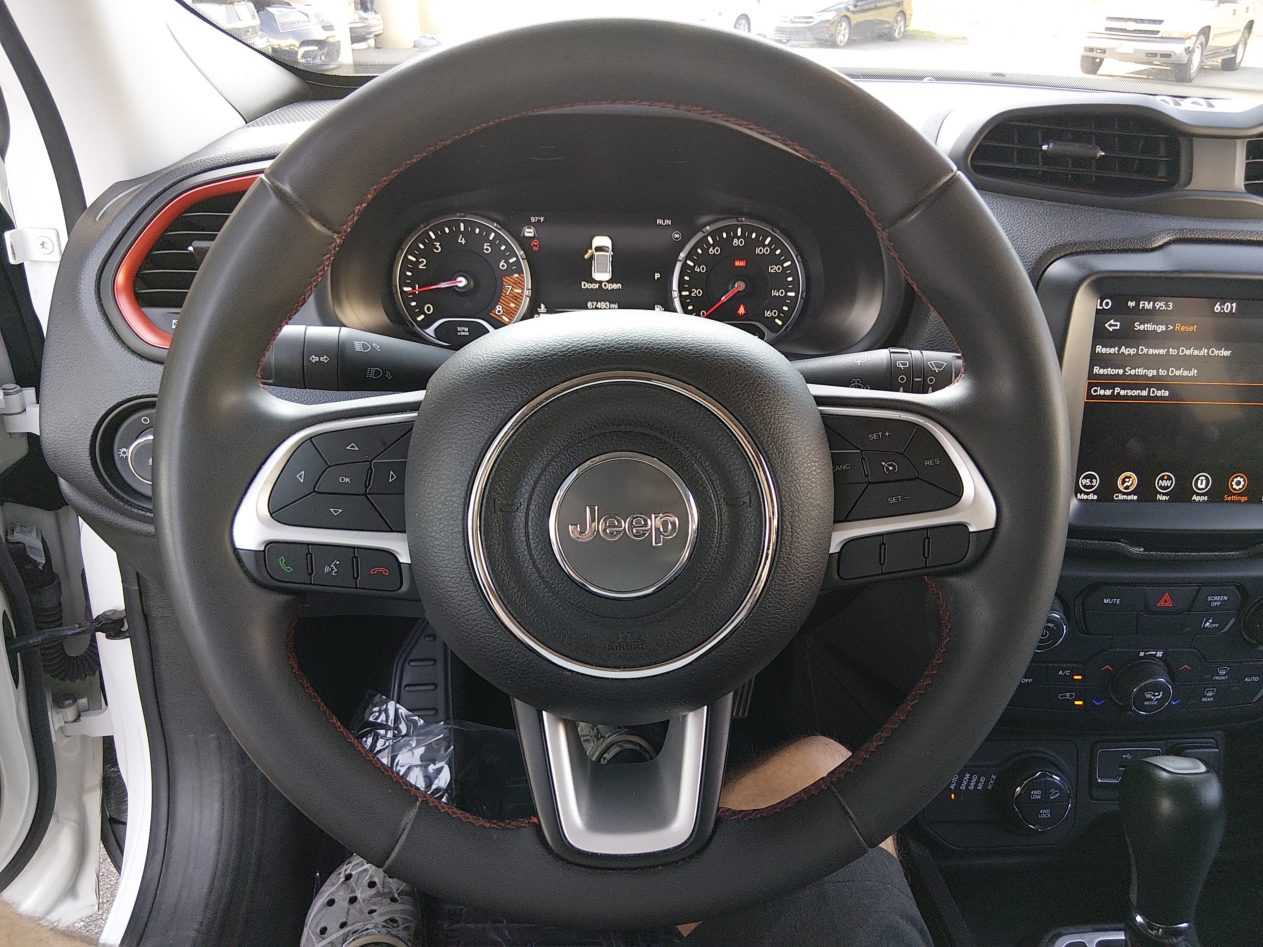 2023 Jeep Renegade Trailhawk - Photo 12