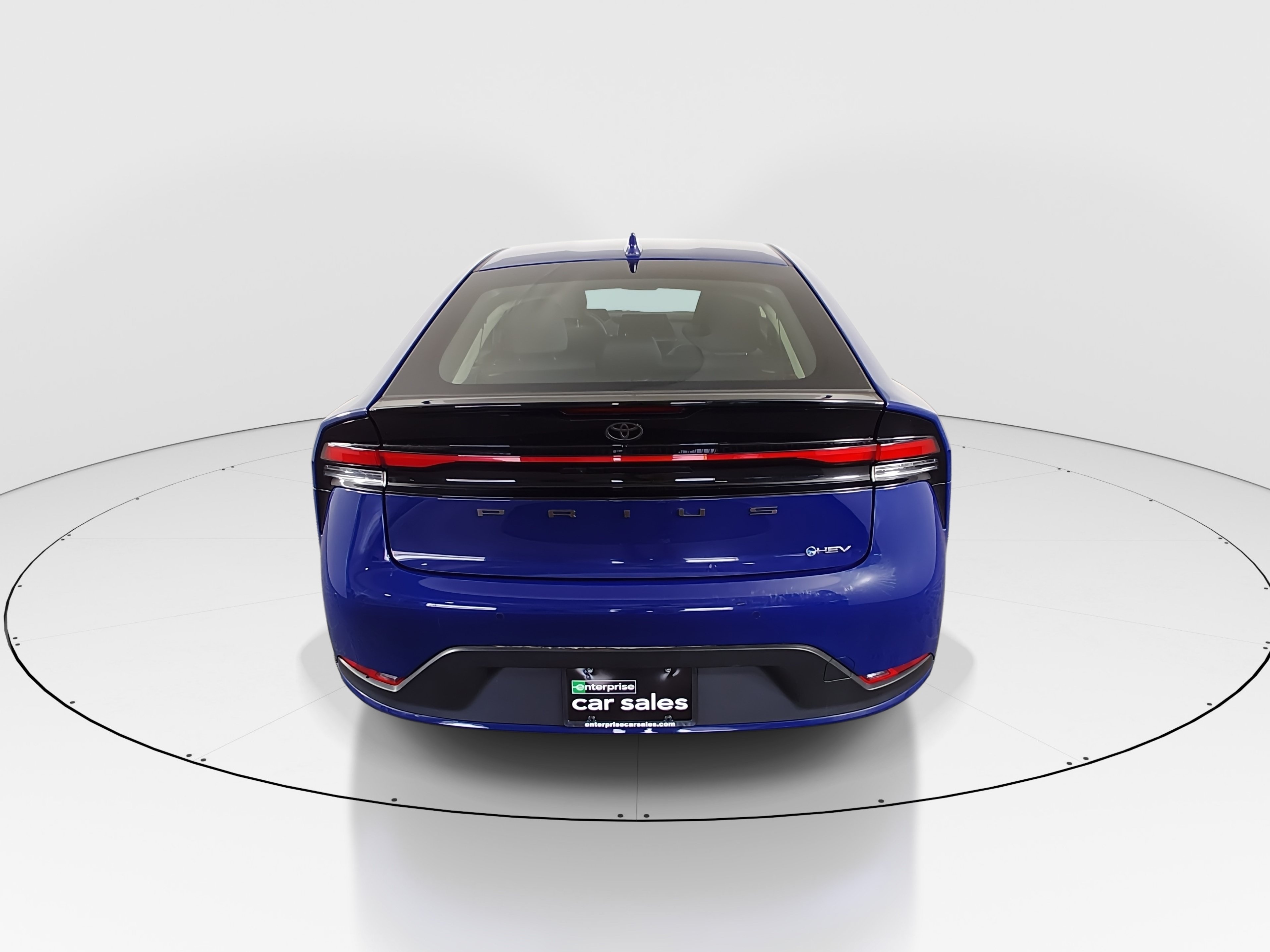 2025 Toyota Prius LE - Photo 6