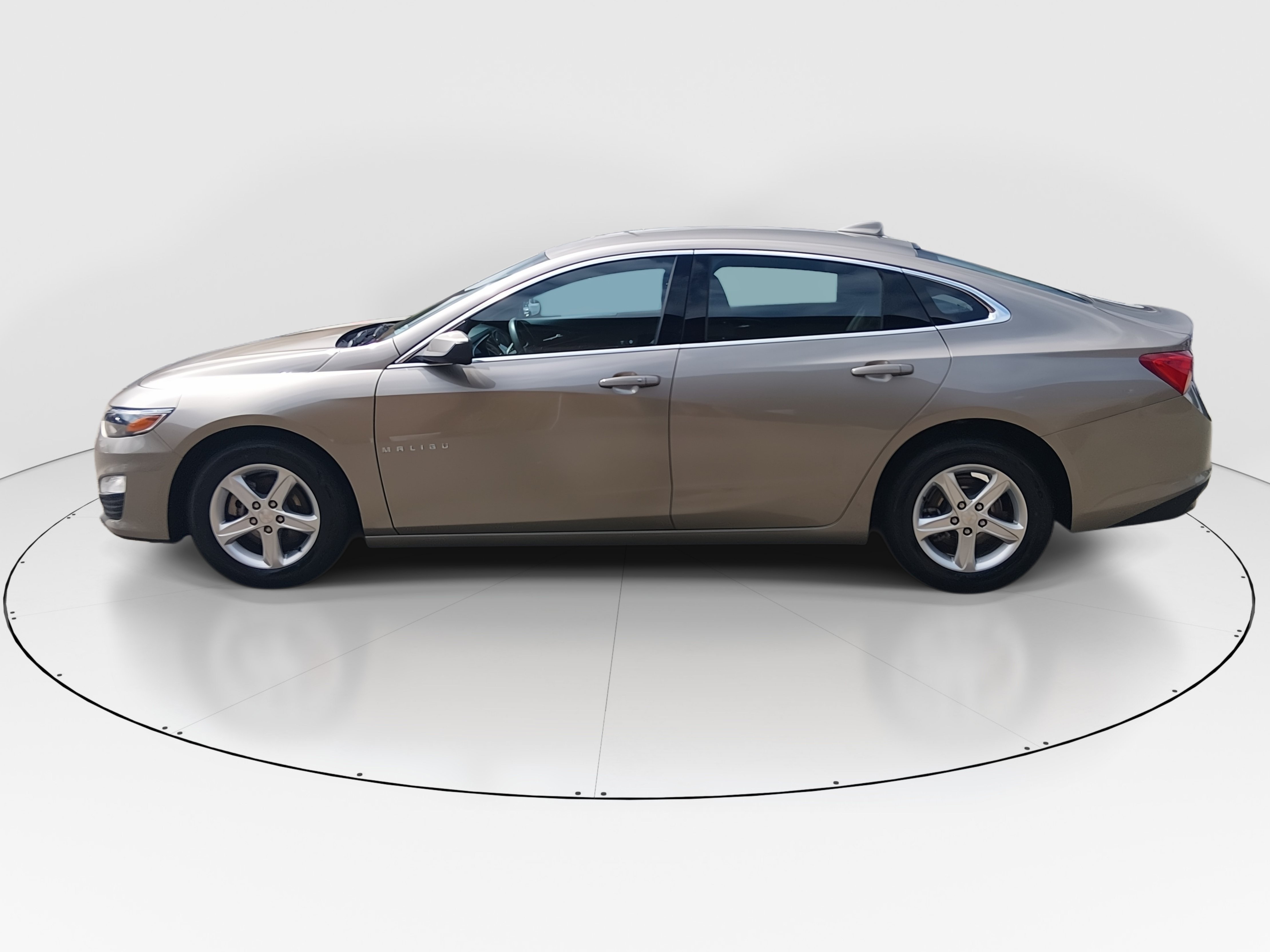 2024 Chevrolet Malibu 1LT - Photo 4