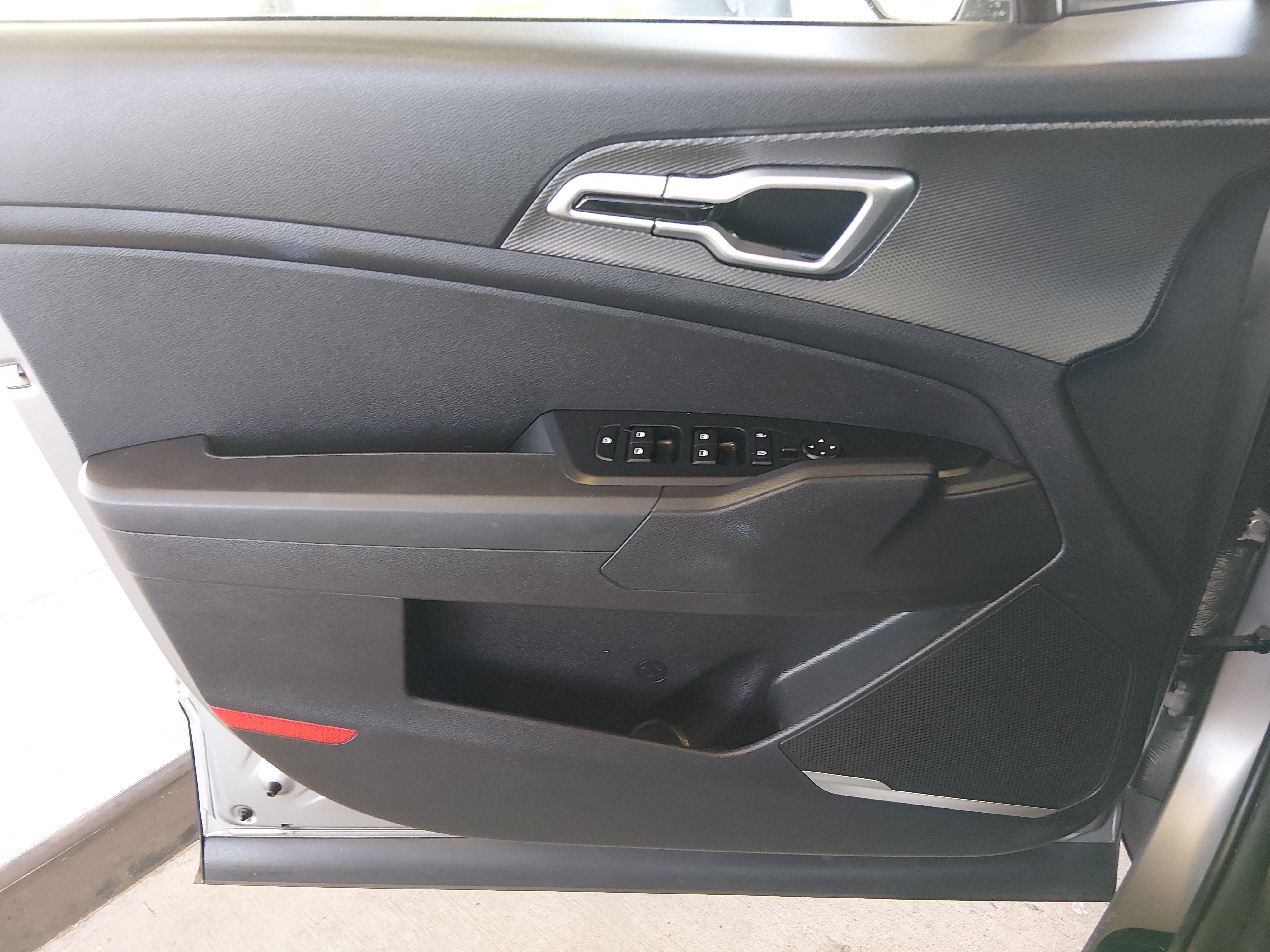 2024 Kia Sportage LX - Photo 21