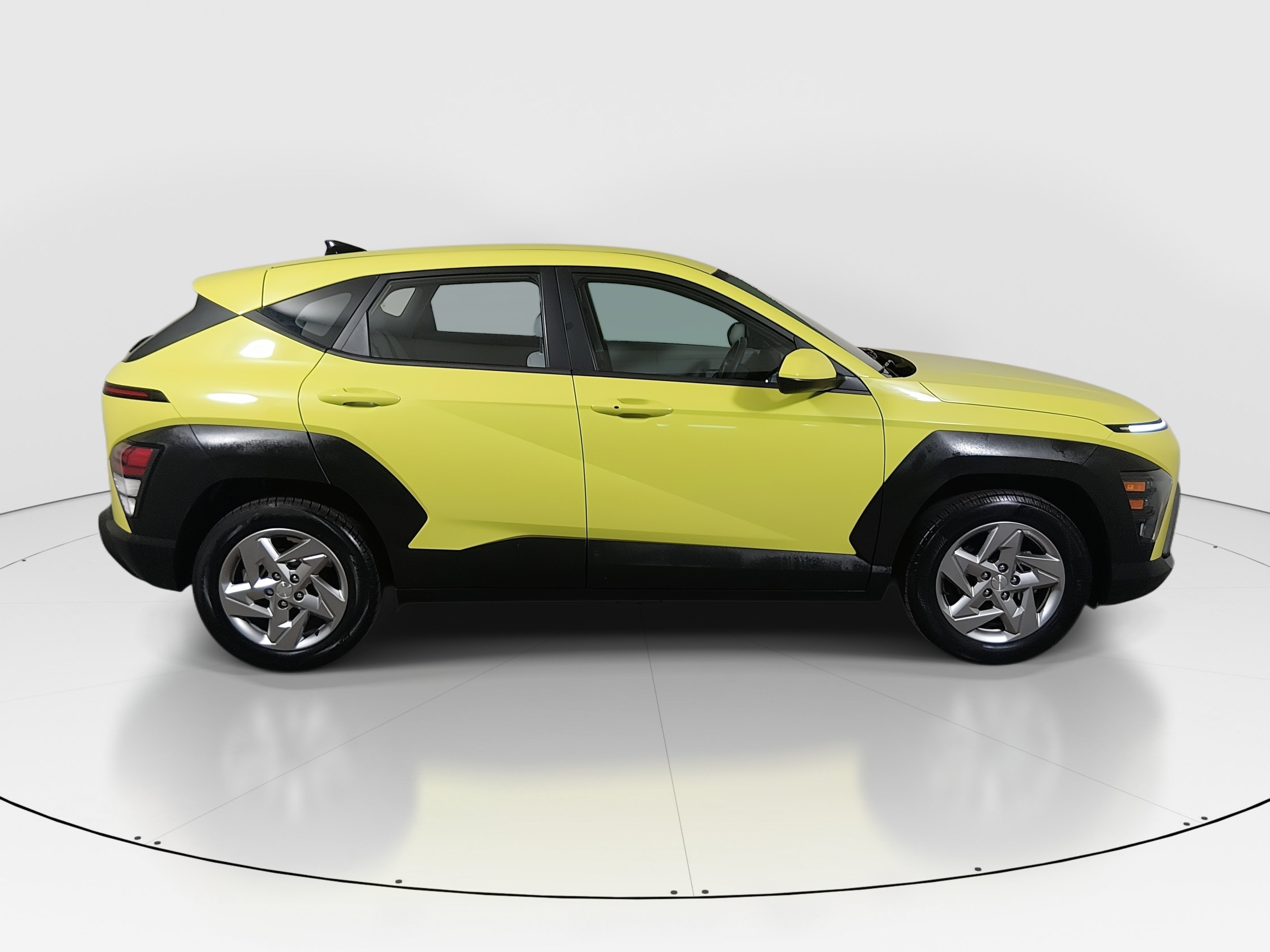 2024 Hyundai Kona SE - Photo 8