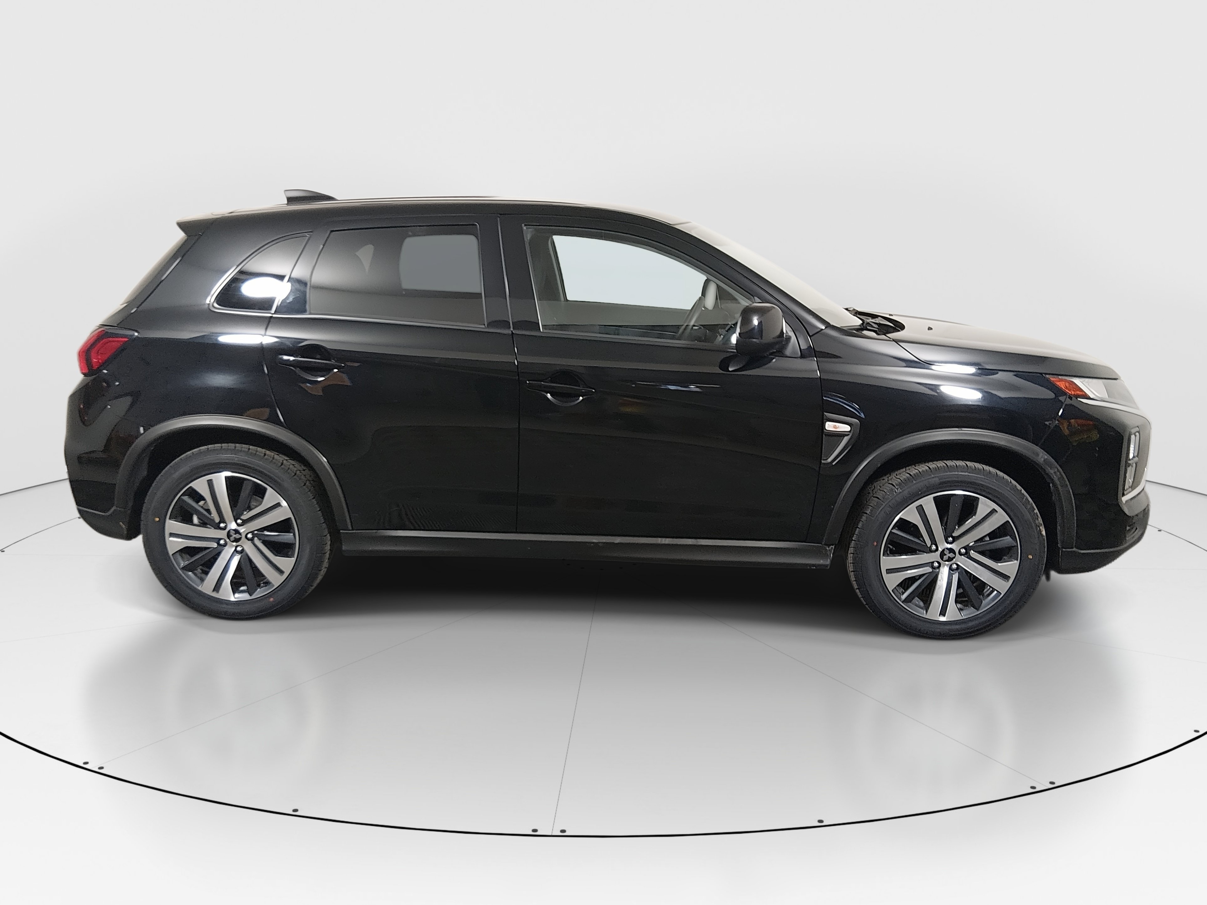 2024 Mitsubishi Outlander Sport ES - Photo 8