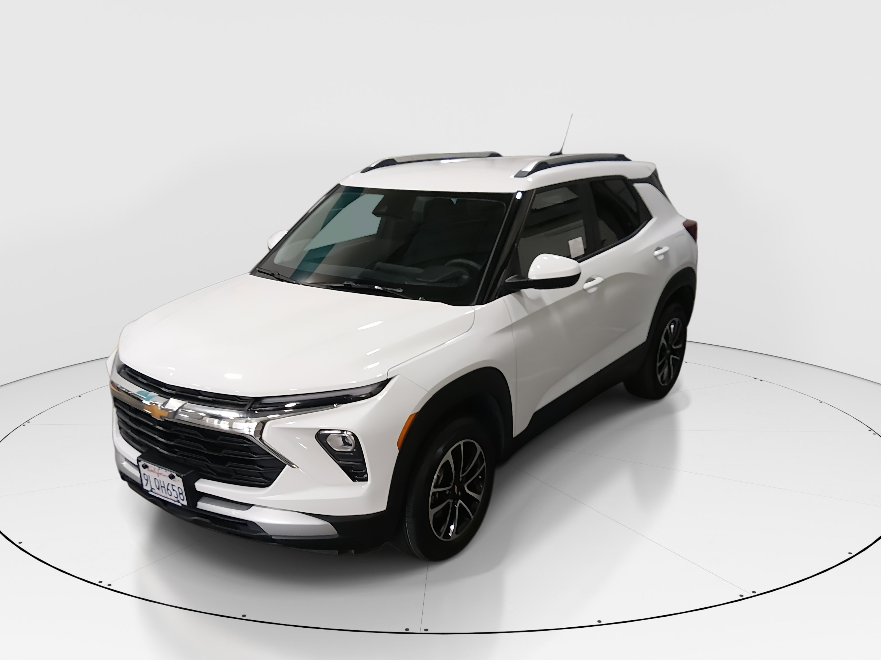 2024 Chevrolet TrailBlazer LT - Photo 3
