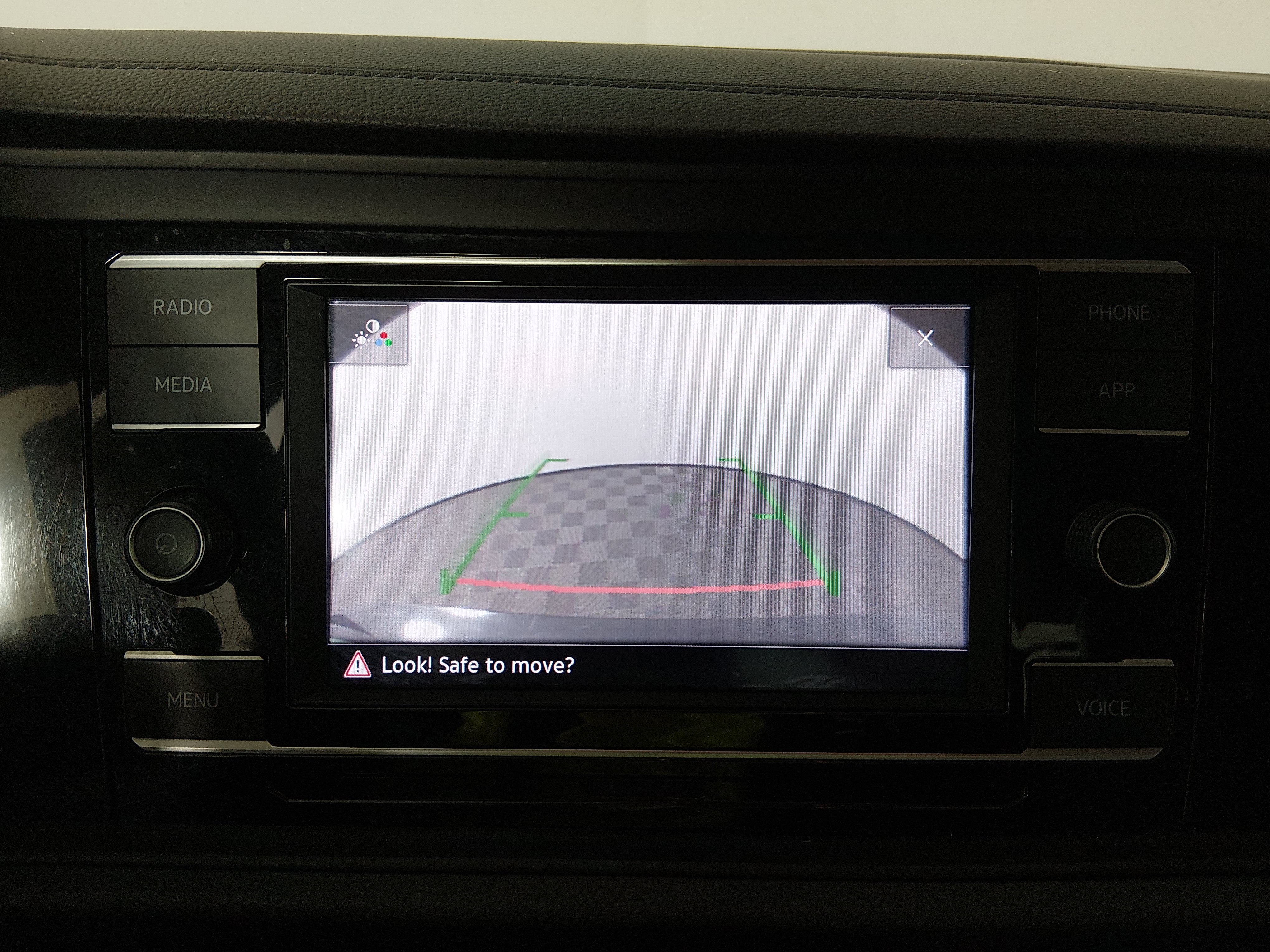 2024 Volkswagen Jetta SE - Photo 16