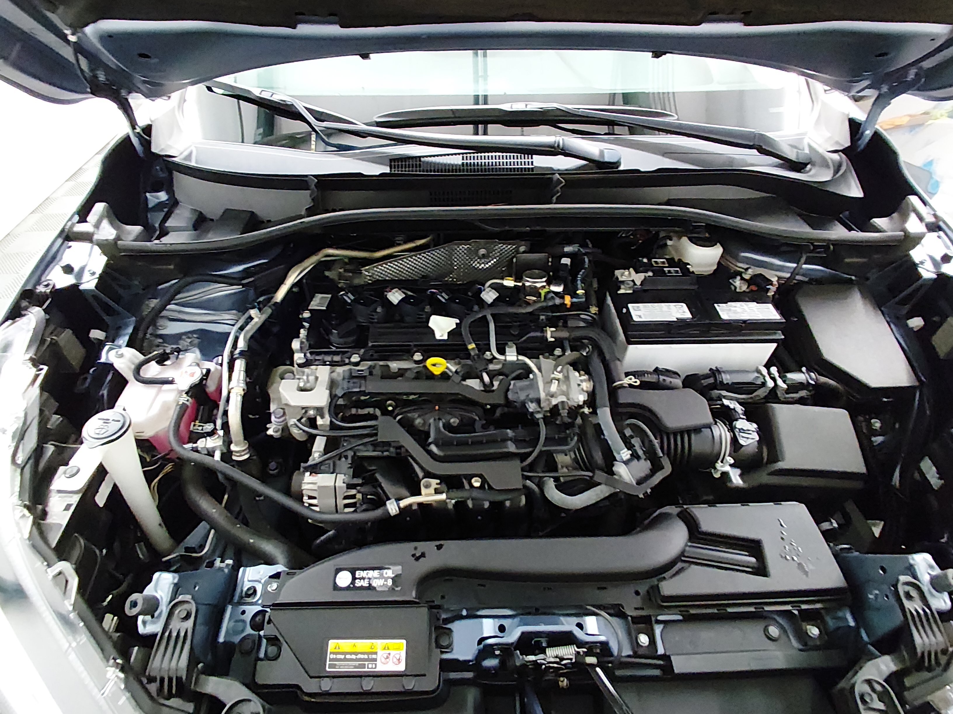 2024 Toyota Corolla Cross XLE - Photo 9