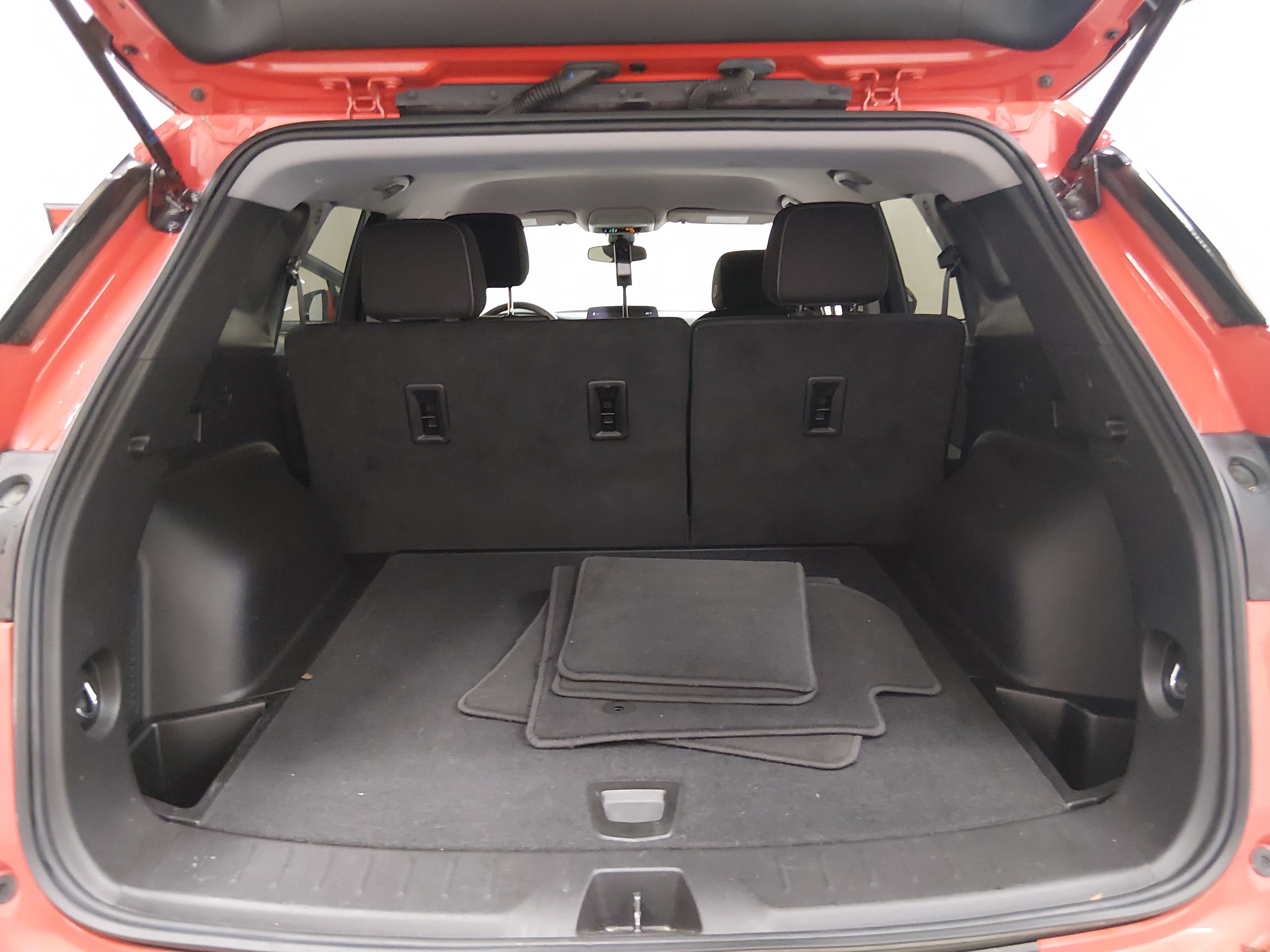 2025 Chevrolet Blazer 2LT - Photo 11