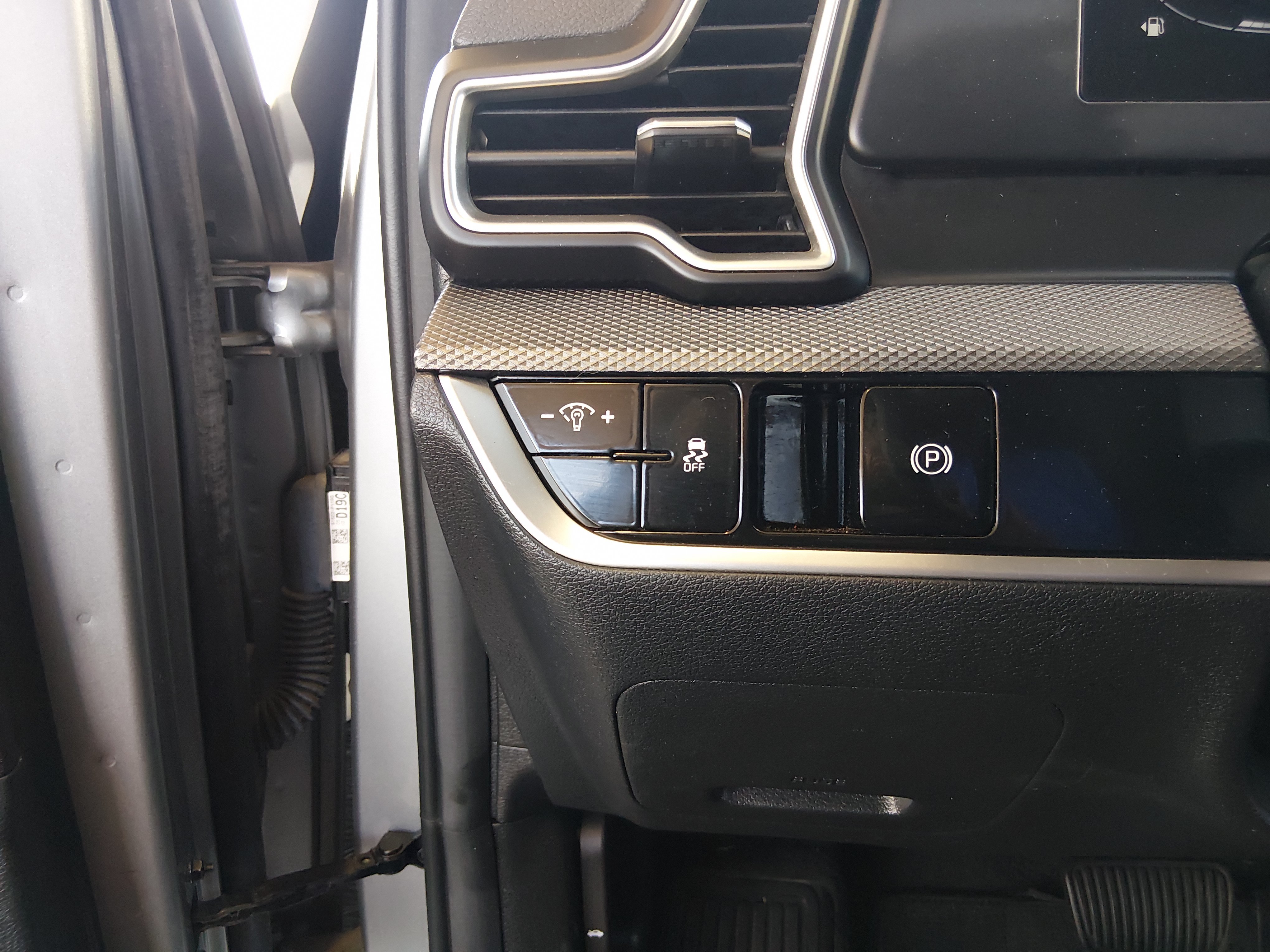 2024 Kia Sportage LX - Photo 13