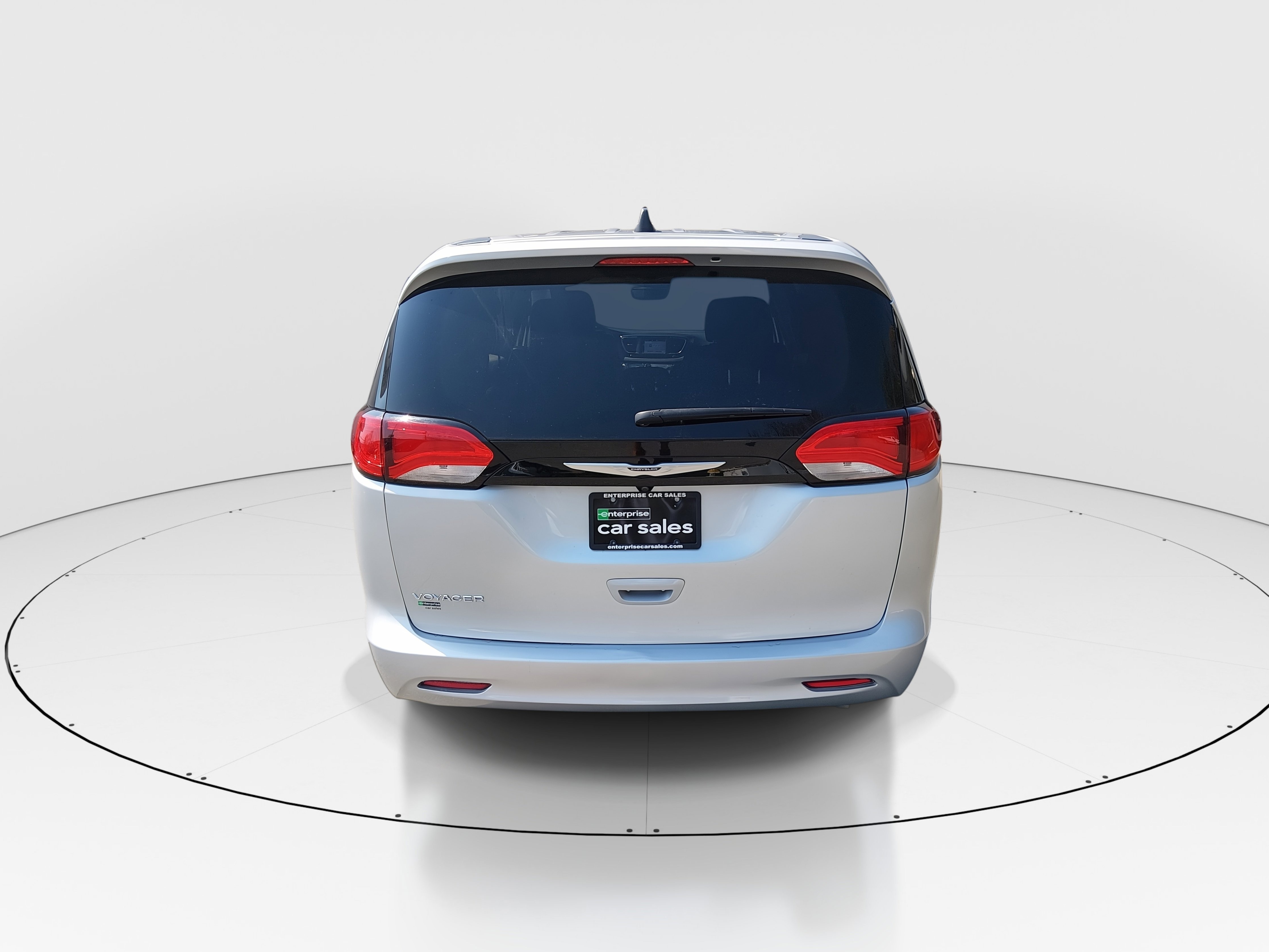 2023 Chrysler Voyager LX - Photo 6