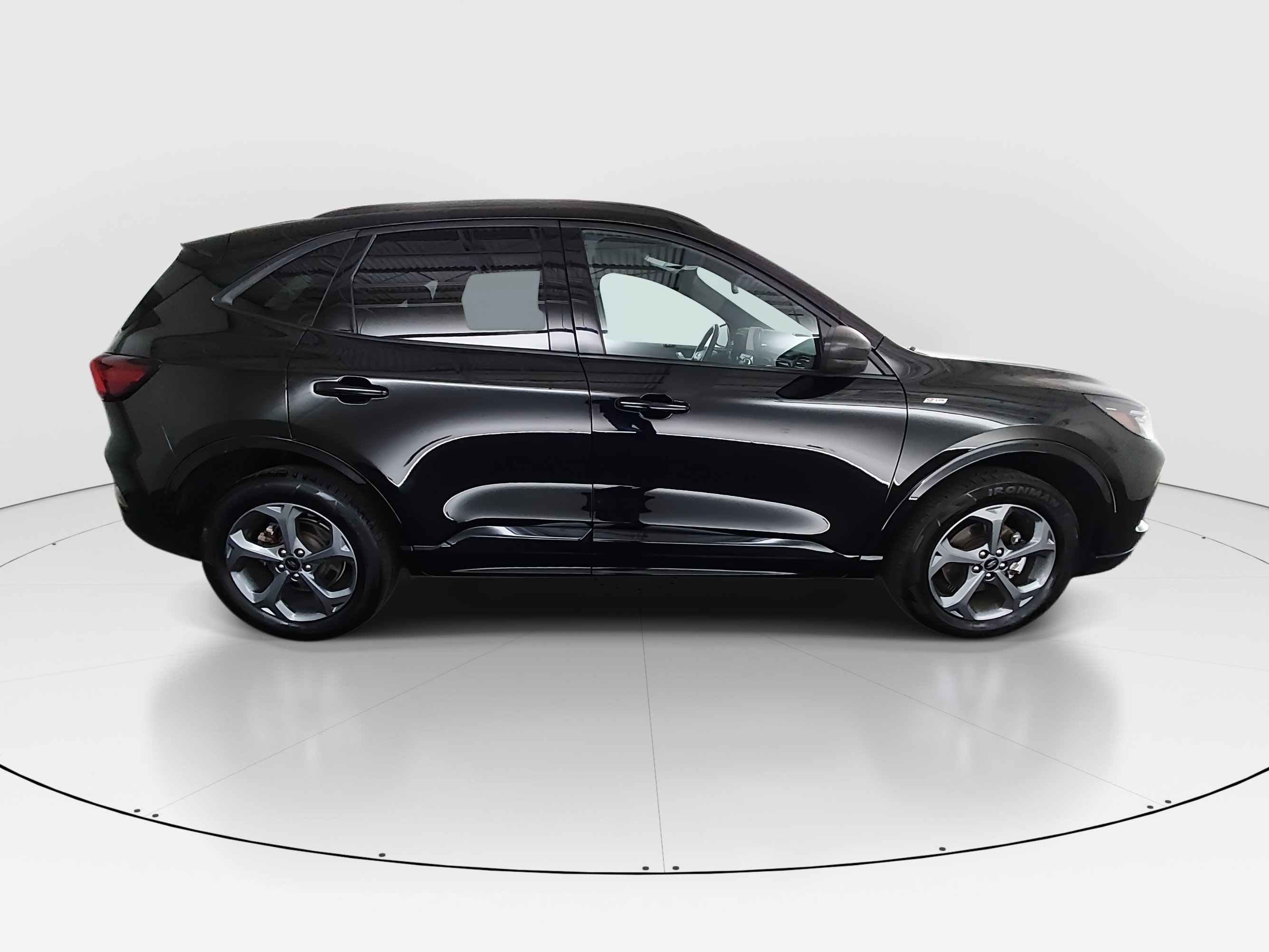 2024 Ford Escape ST-Line - Photo 8
