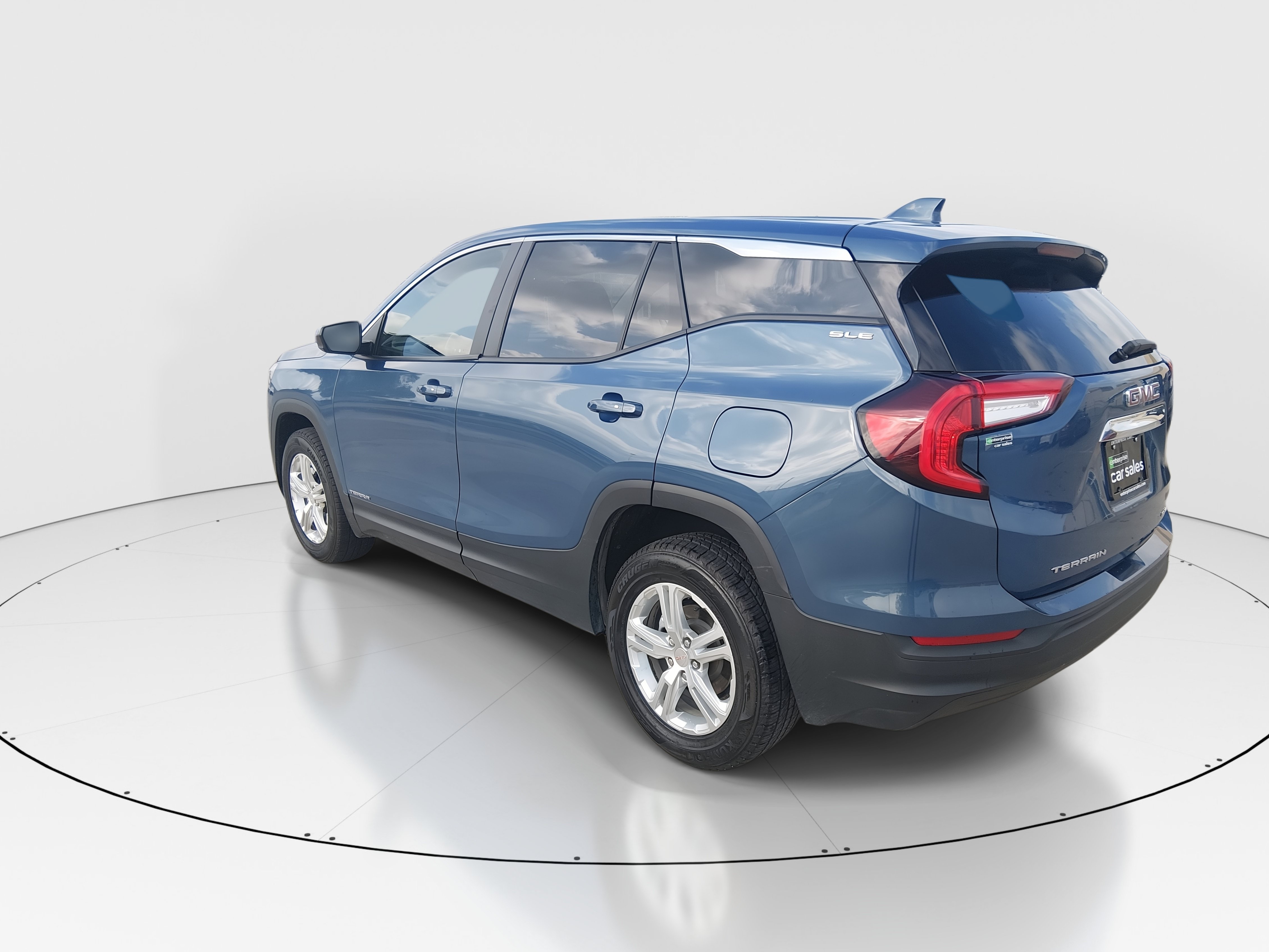 2024 GMC Terrain SLE - Photo 5