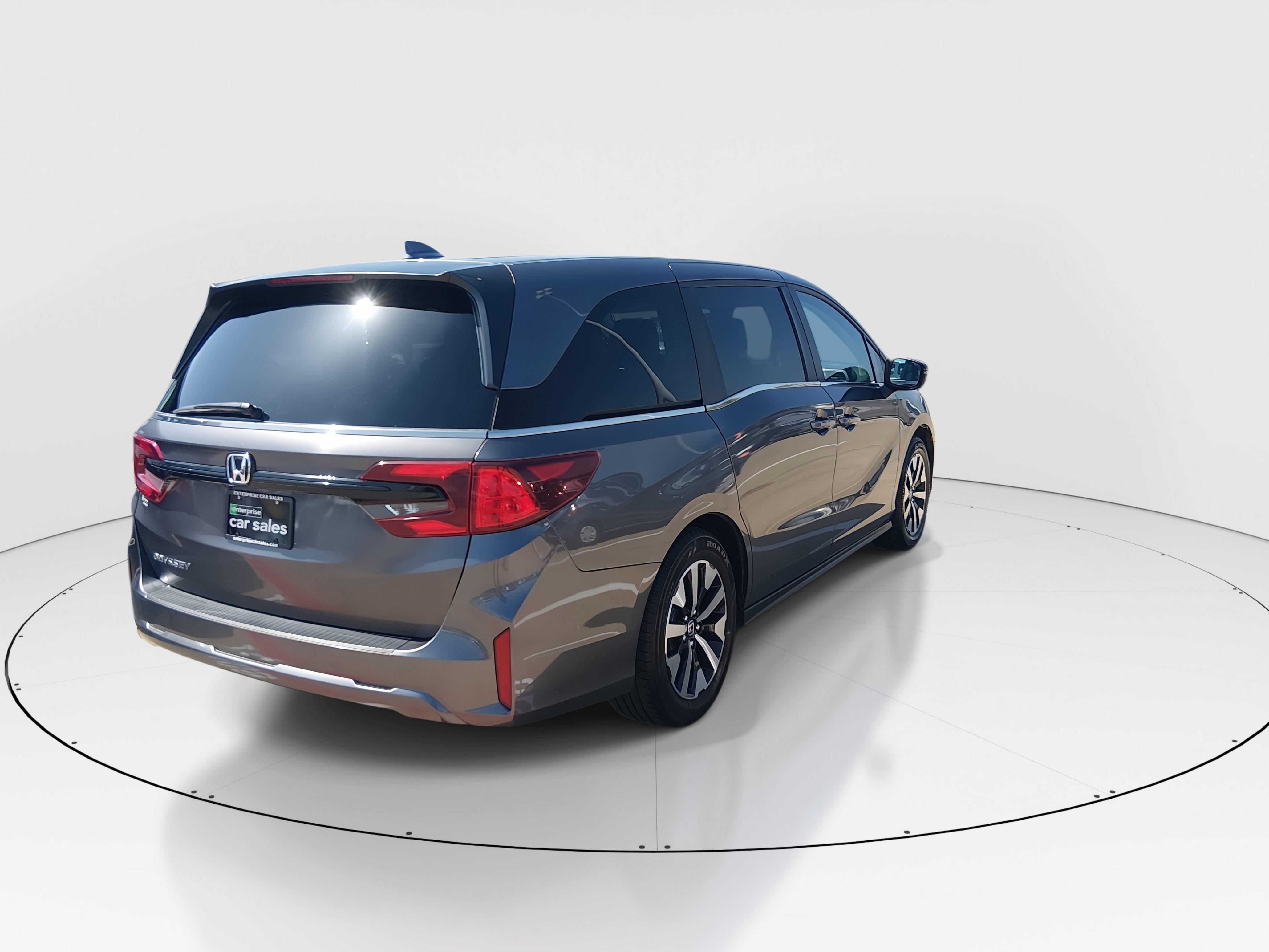 2025 Honda Odyssey EX-L - Photo 7