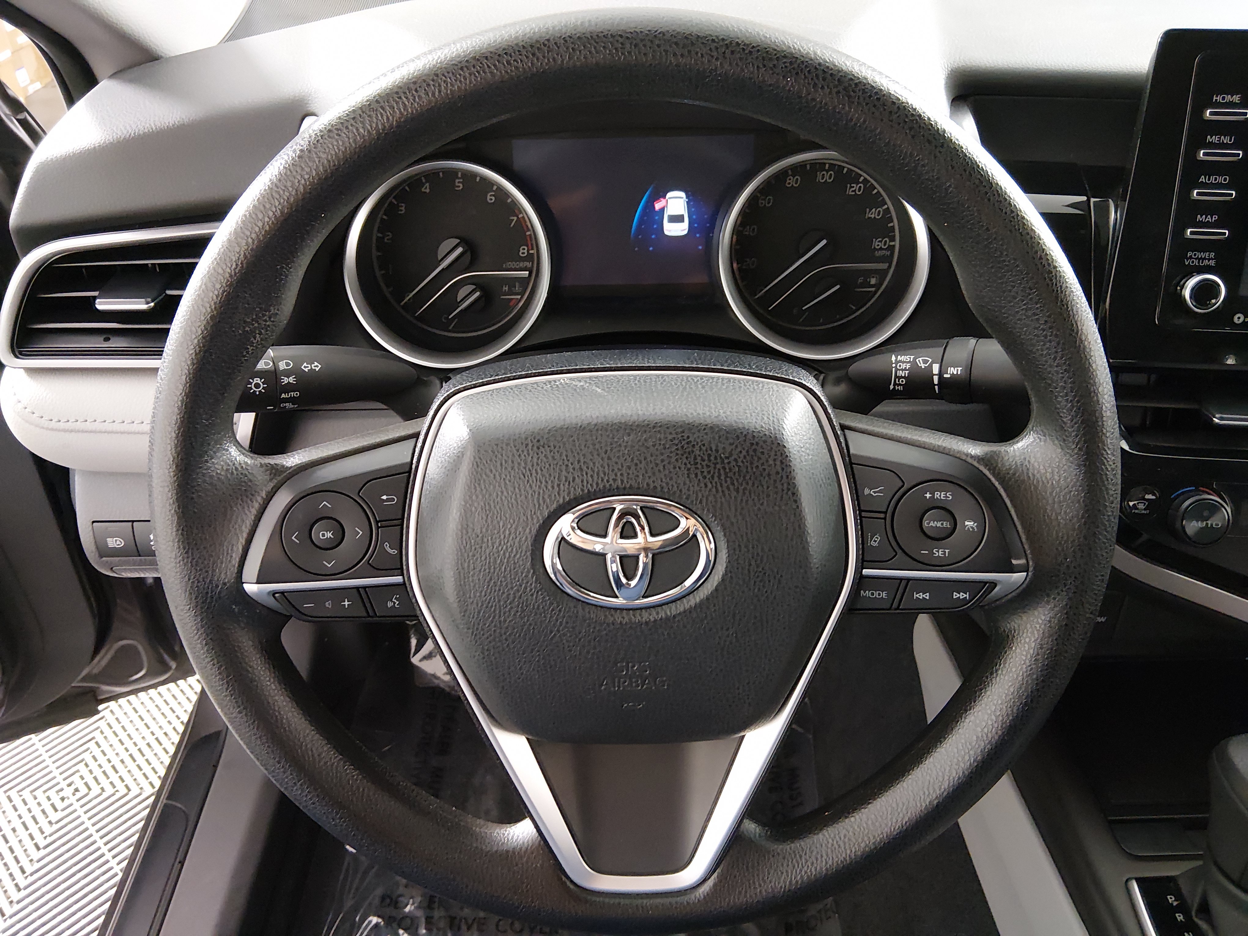 2023 Toyota Camry LE - Photo 12
