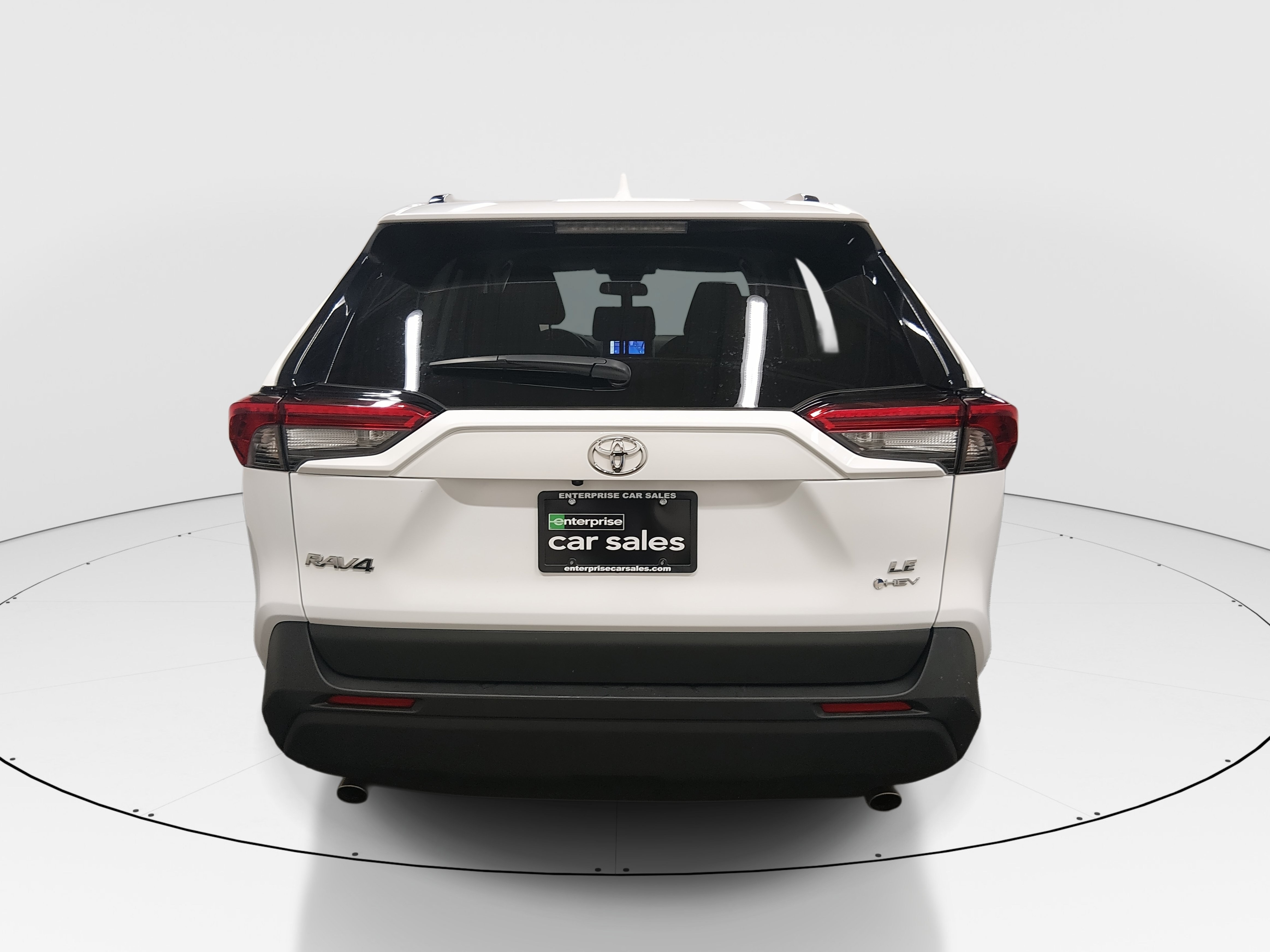 2025 Toyota RAV4 LE - Photo 6