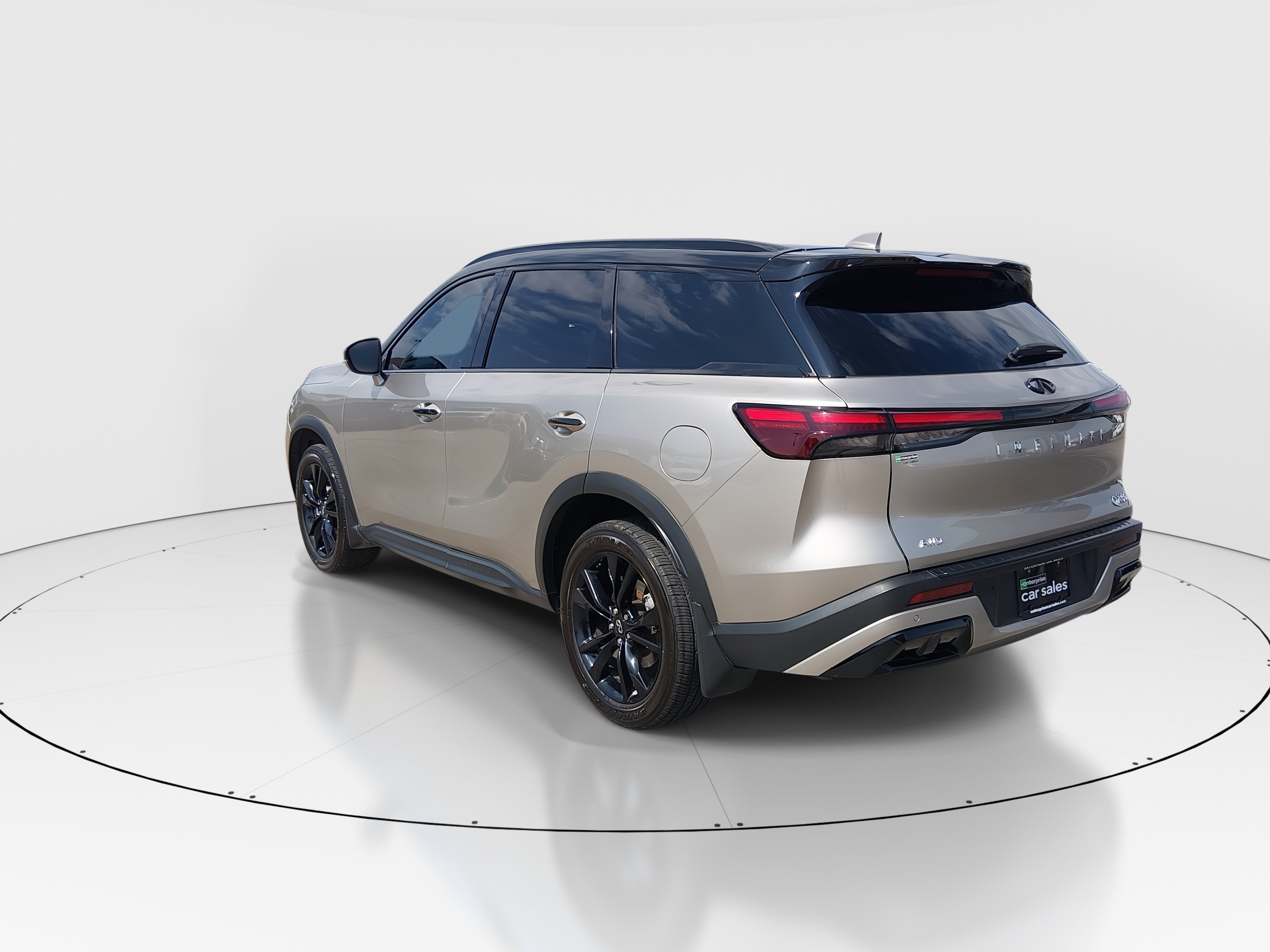 2023 INFINITI QX60 5
